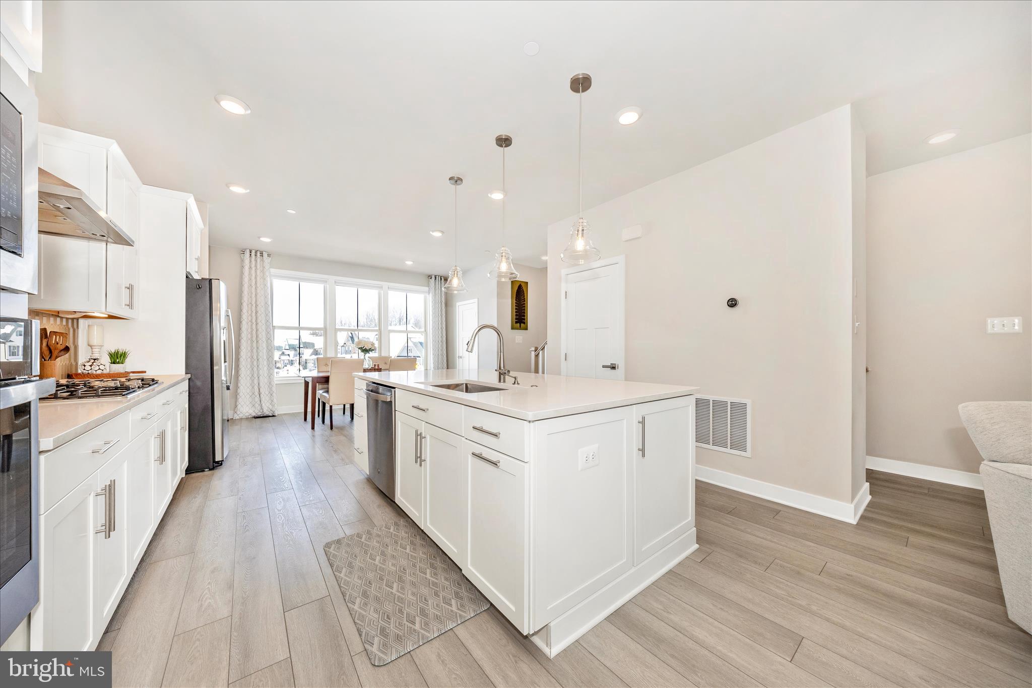 LAKE LINGANORE OAKDALE - Residential