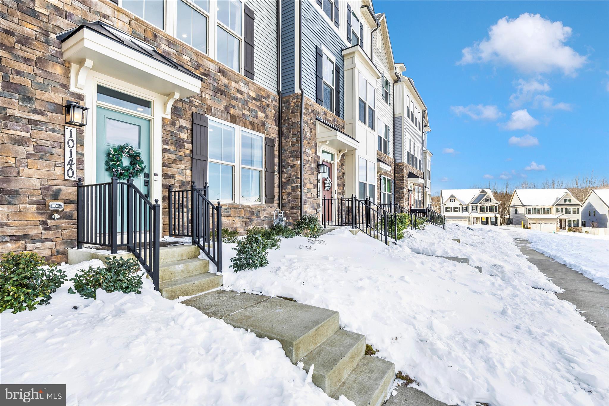 LAKE LINGANORE OAKDALE - Residential