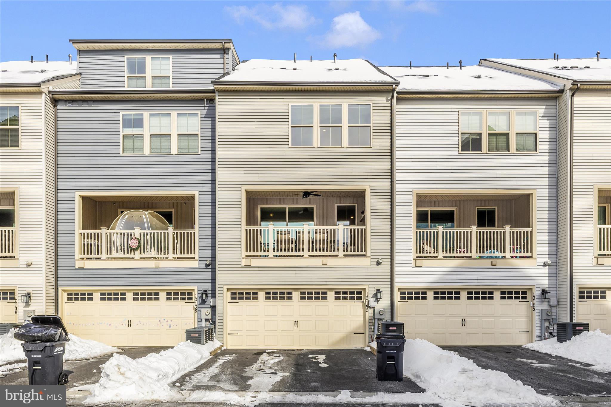 LAKE LINGANORE OAKDALE - Residential