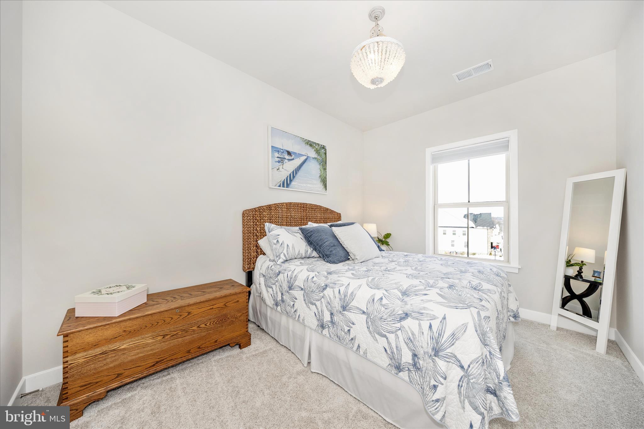 LAKE LINGANORE OAKDALE - Residential