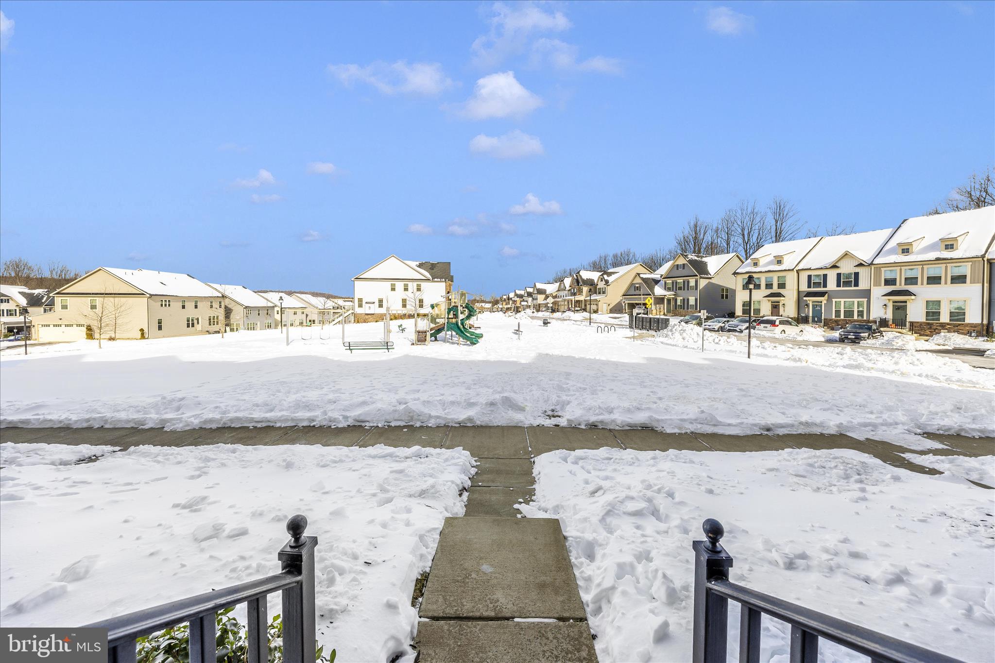 LAKE LINGANORE OAKDALE - Residential