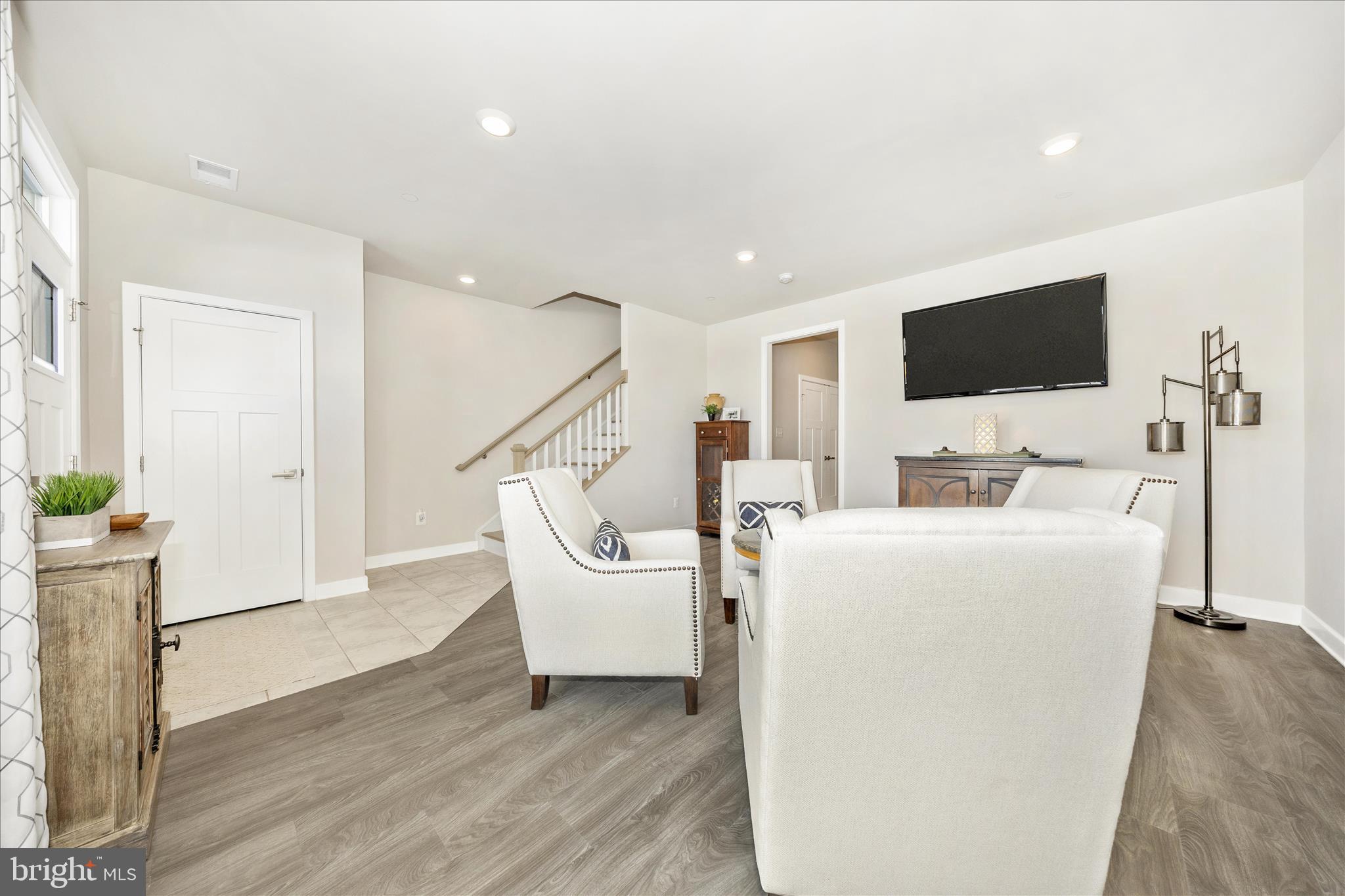 LAKE LINGANORE OAKDALE - Residential