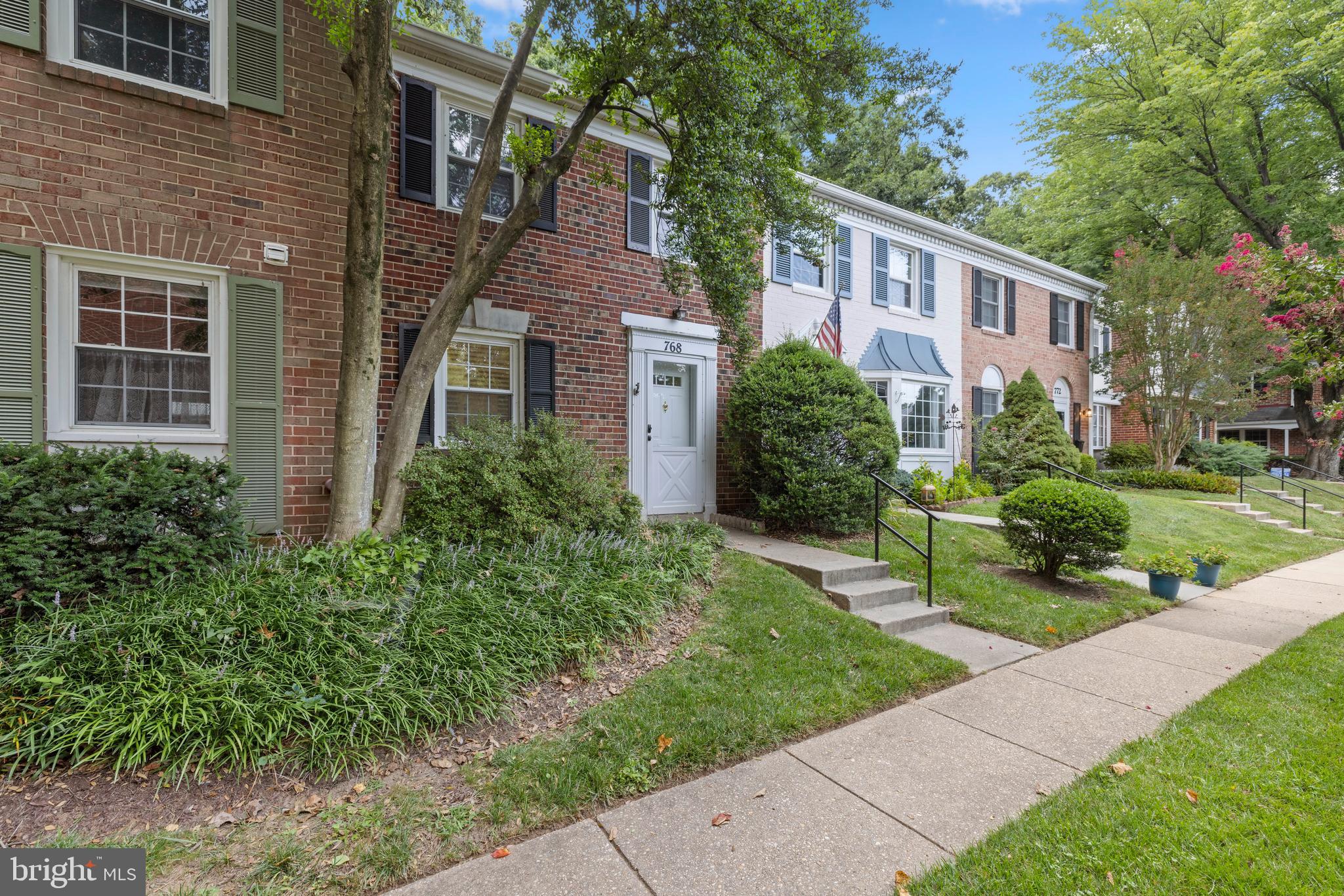 REGENT SQUARE - Residential