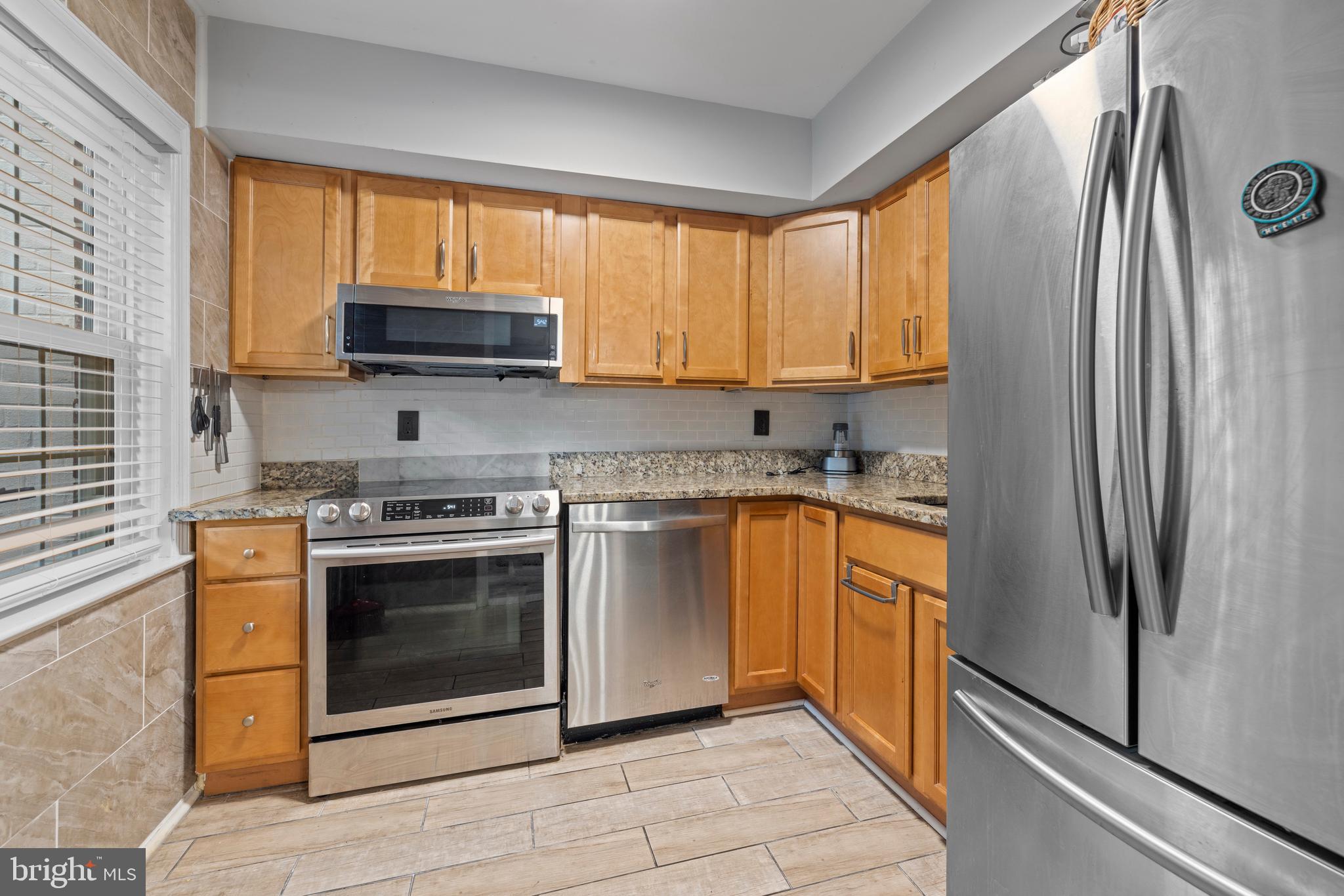 REGENT SQUARE - Residential