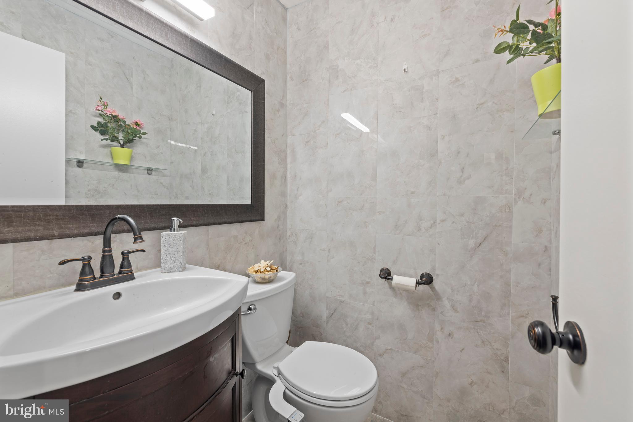 REGENT SQUARE - Residential