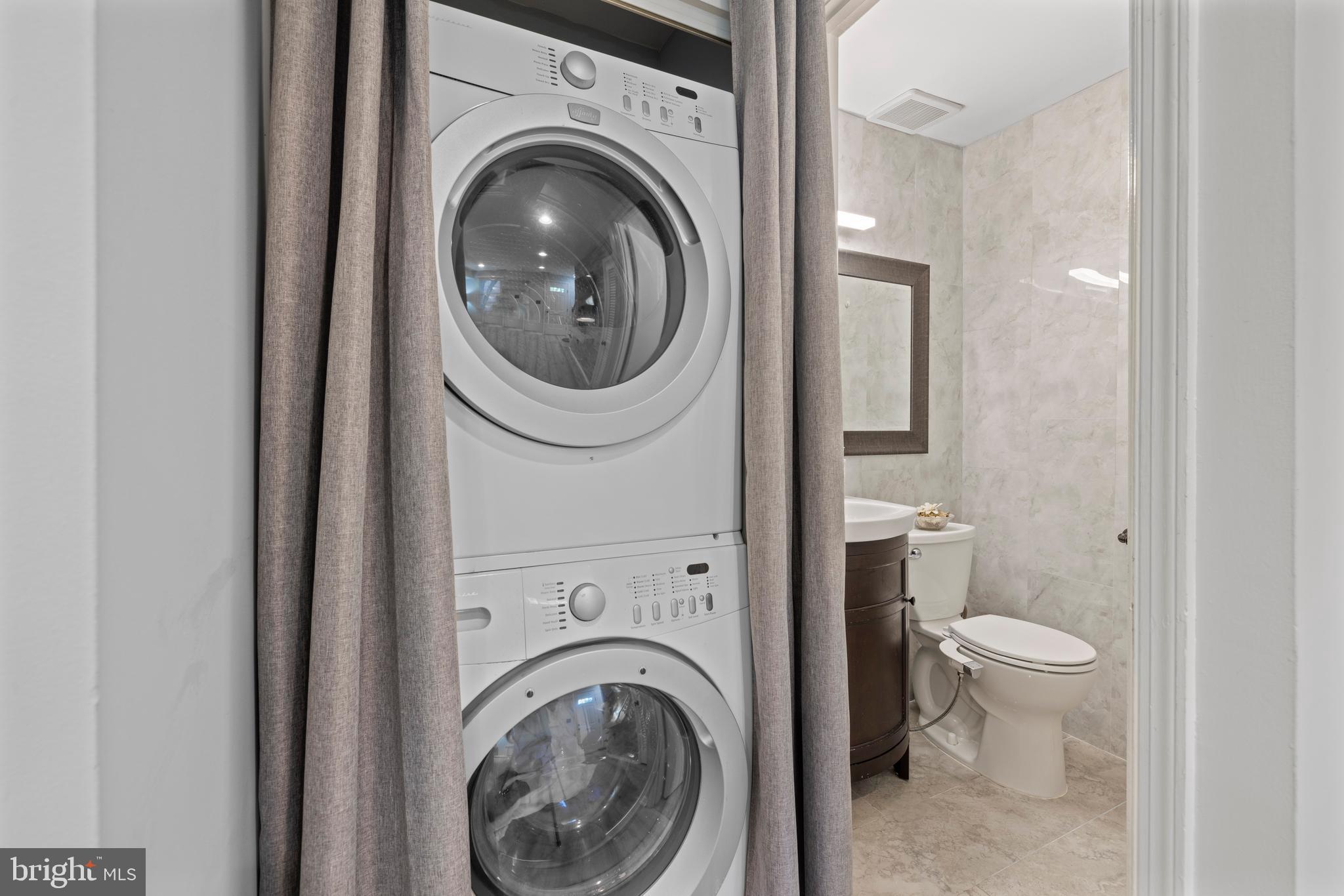 REGENT SQUARE - Residential