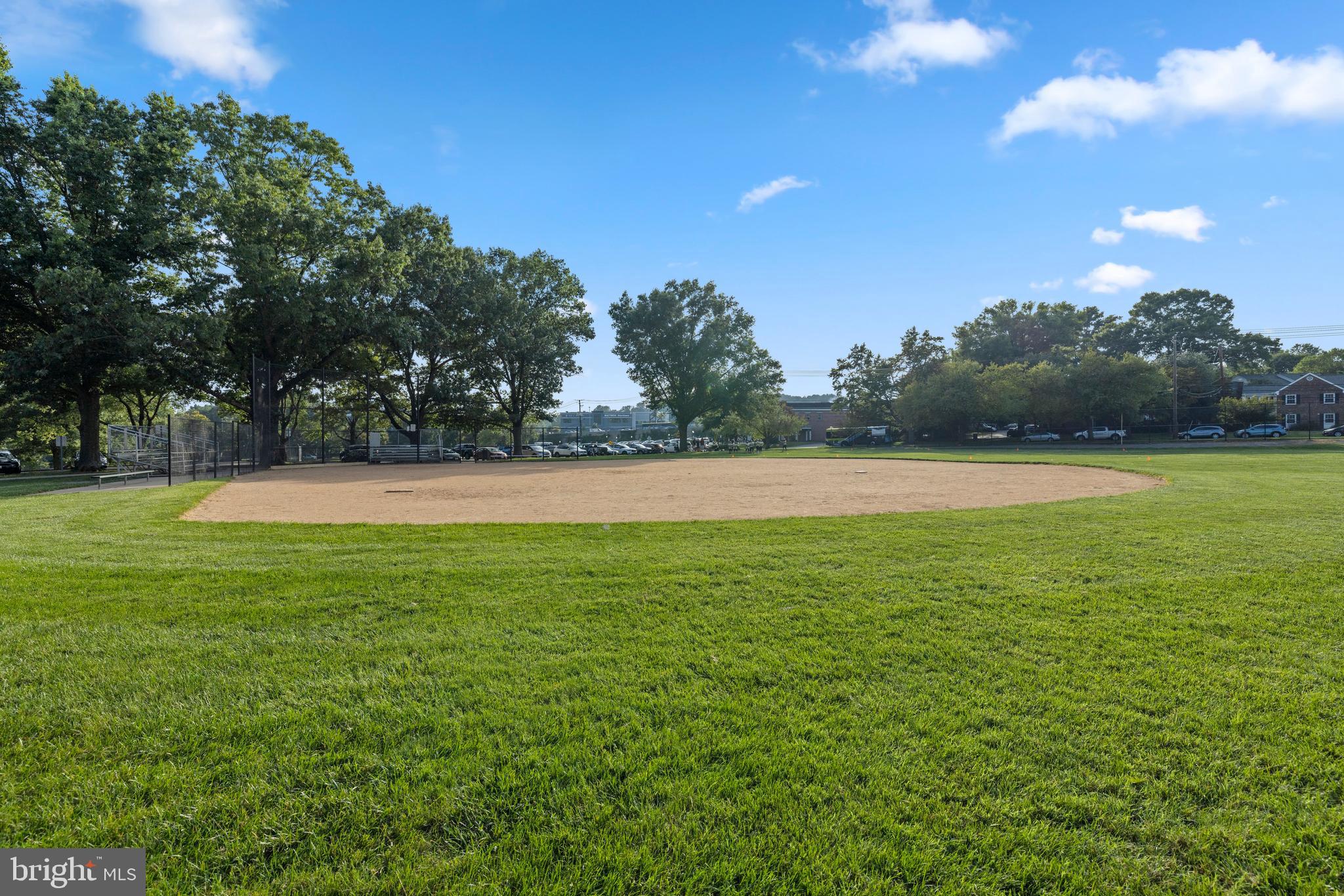 REGENT SQUARE - Residential