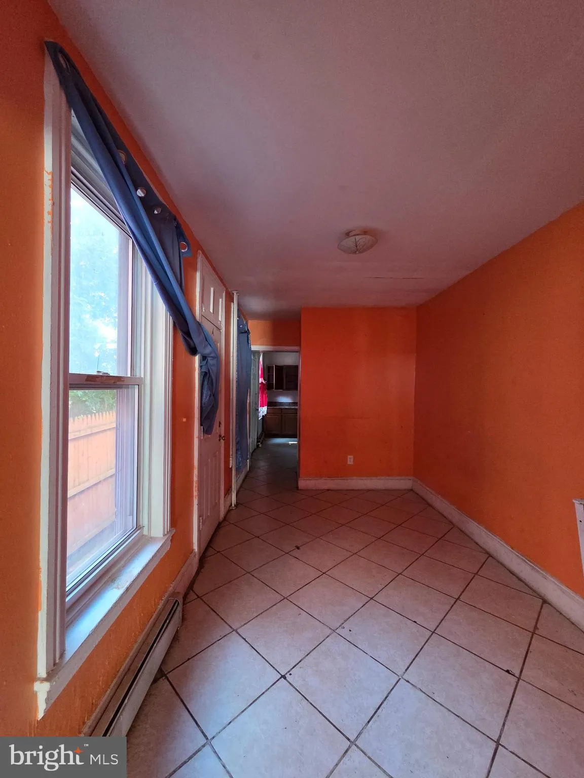 Reading, Pennsylvania 19602, United States, 4 Bedrooms Bedrooms, ,1 BathroomBathrooms,Residential,Active,233393