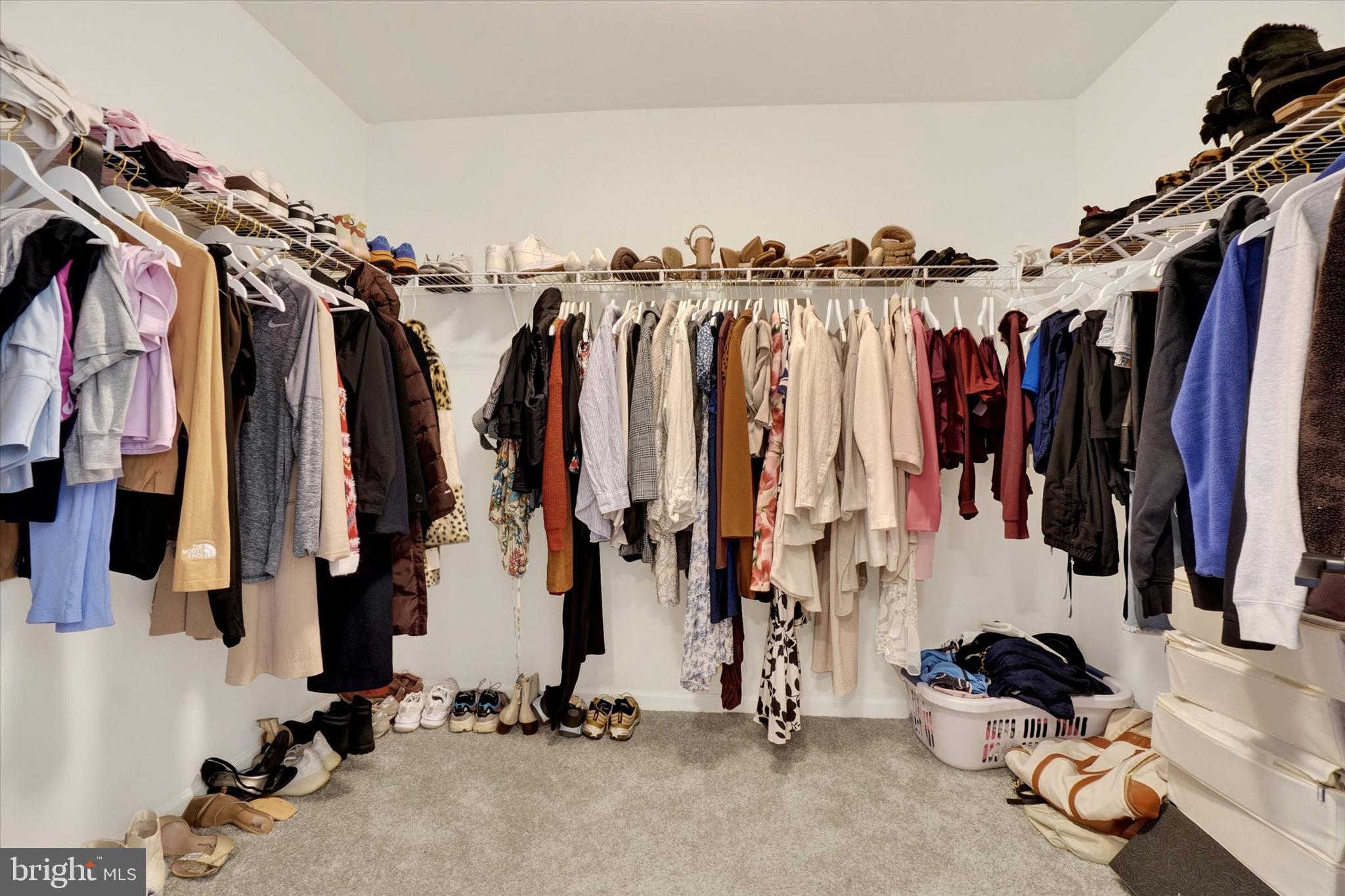 ROLLING MEADOWS AT RENTZEL FARM - Residential