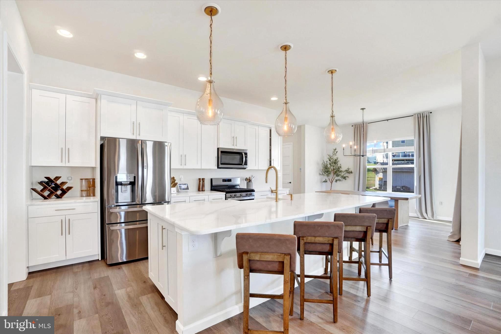 ROLLING MEADOWS AT RENTZEL FARM - Residential