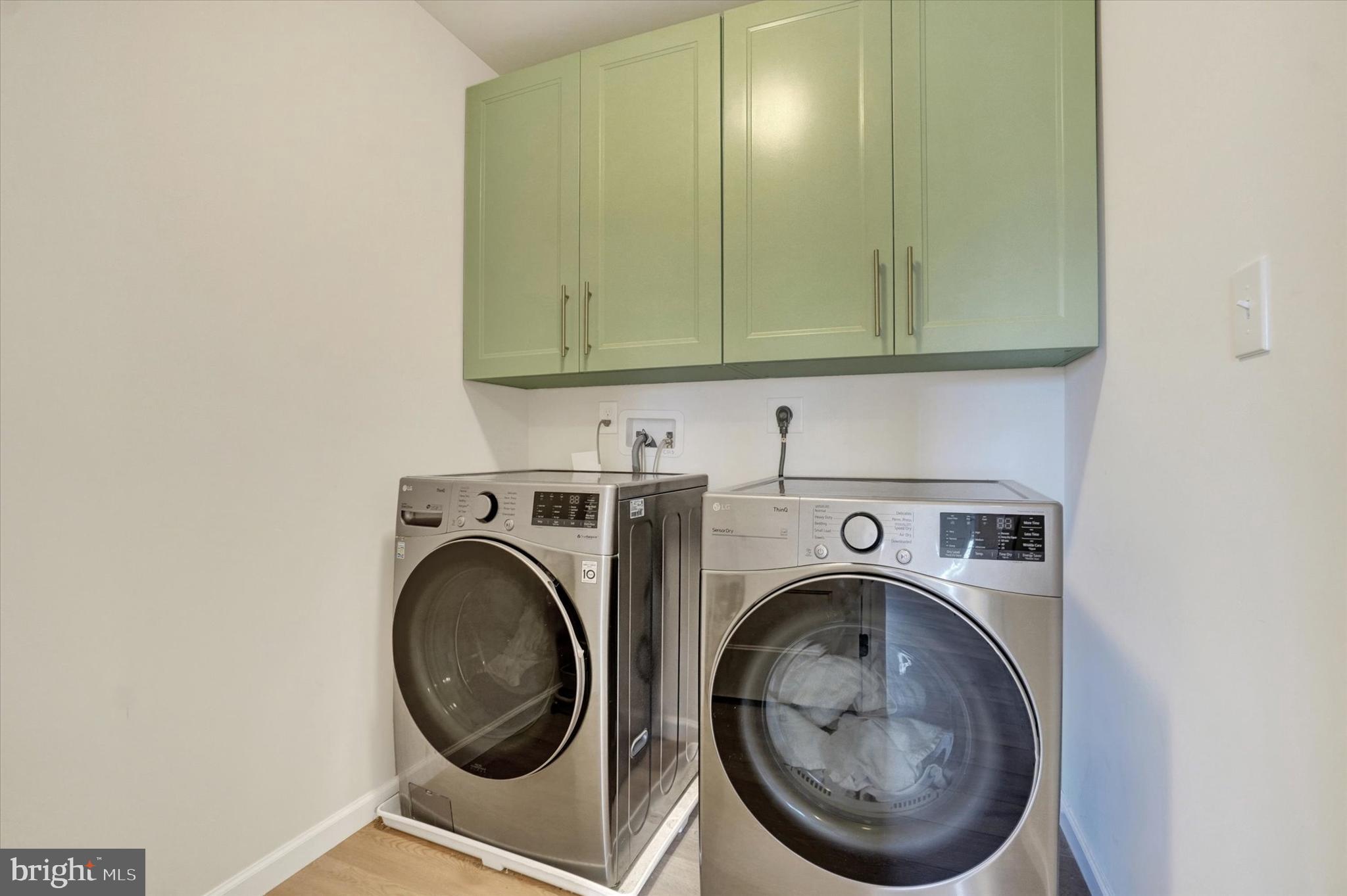 ROLLING MEADOWS AT RENTZEL FARM - Residential