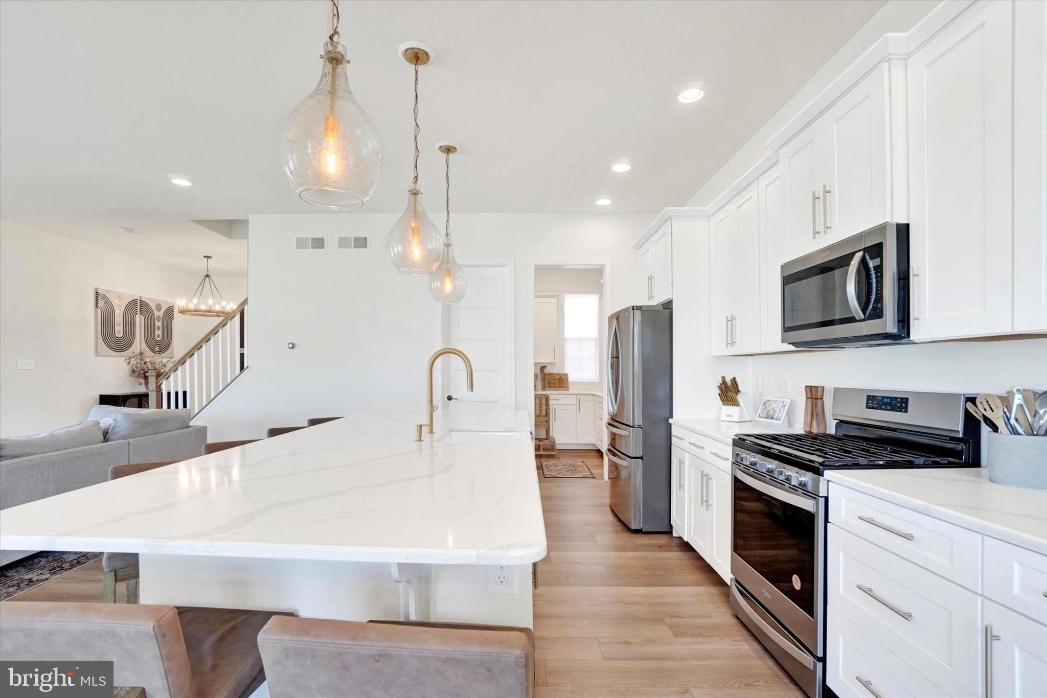 ROLLING MEADOWS AT RENTZEL FARM - Residential