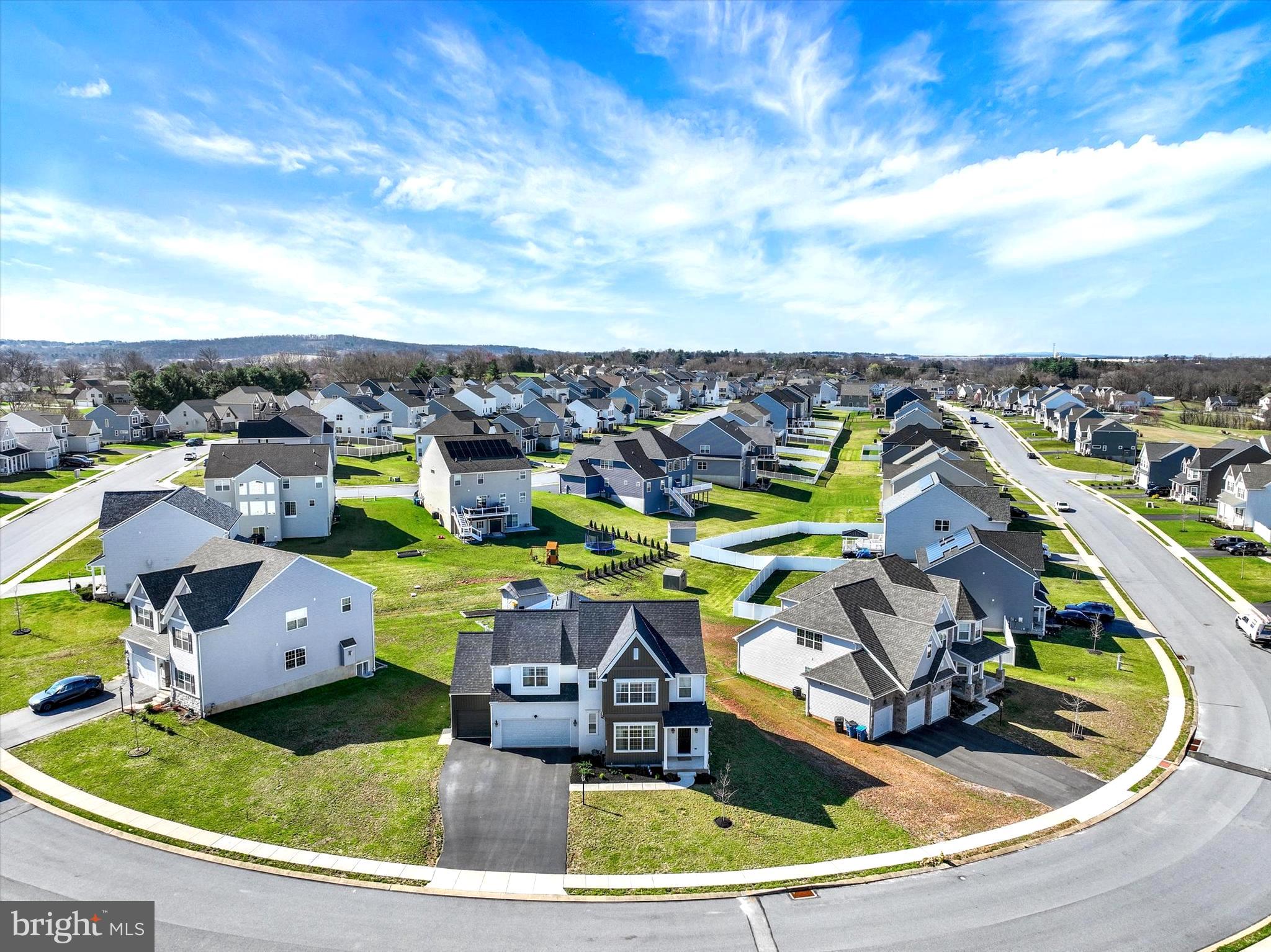 ROLLING MEADOWS AT RENTZEL FARM - Residential