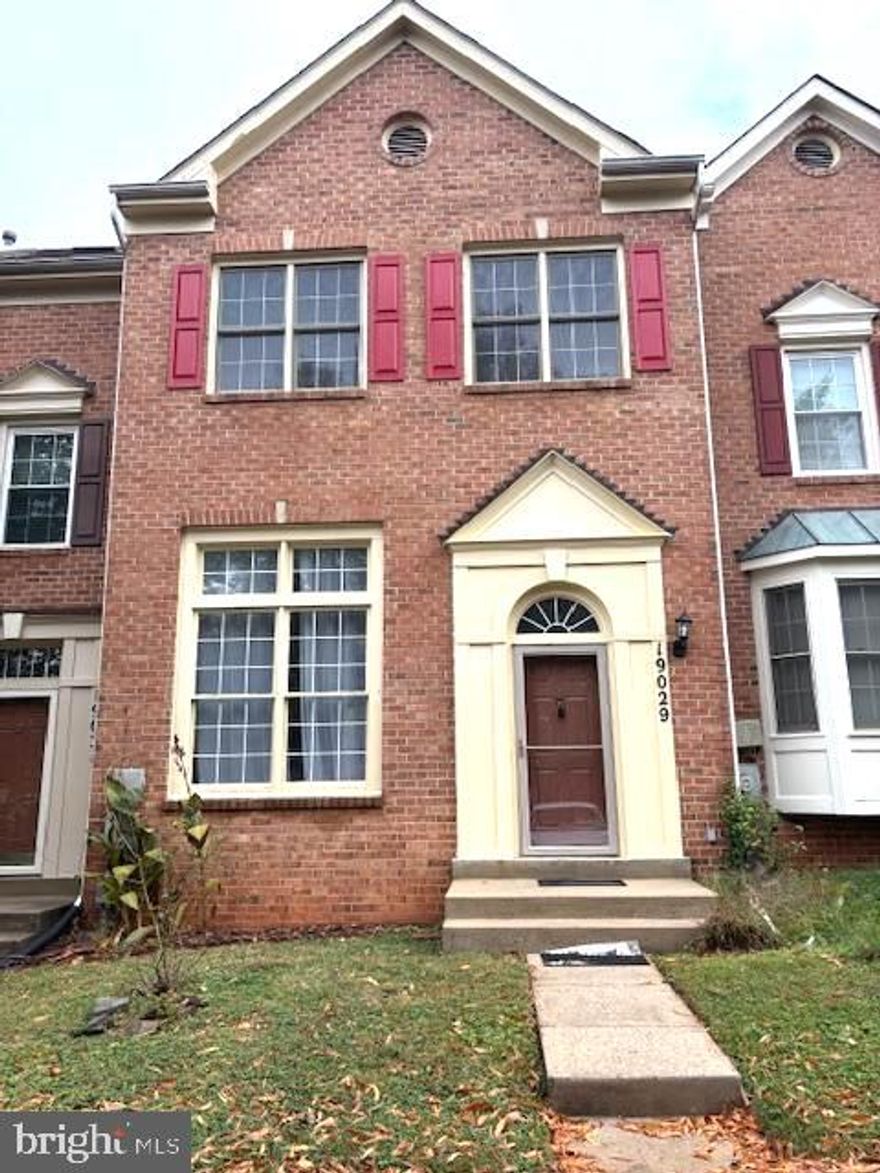 An excellent opportunity to lease this spacious and and beautiful 3 bedroom, 3.5 bathroom townhouse with wood floors, flowing layout and great location and schools. The main level has a large living and dining room, powder room and kitchen and access to a rear elevated deck. Ascend to the upper level to be welcomed by 3 well proportioned bedrooms  &   2 full bathrooms. The bright walkout  basement has a den, storage & family room & a full bathroom . the fenced rear yard completes the package.