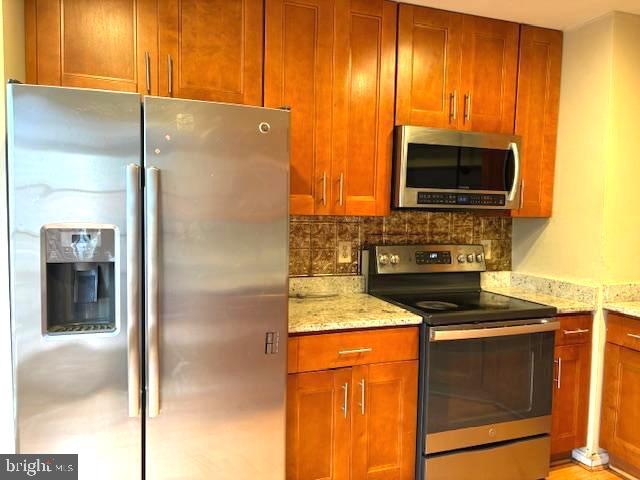 GERMANTOWN ESTATES - Residential Lease