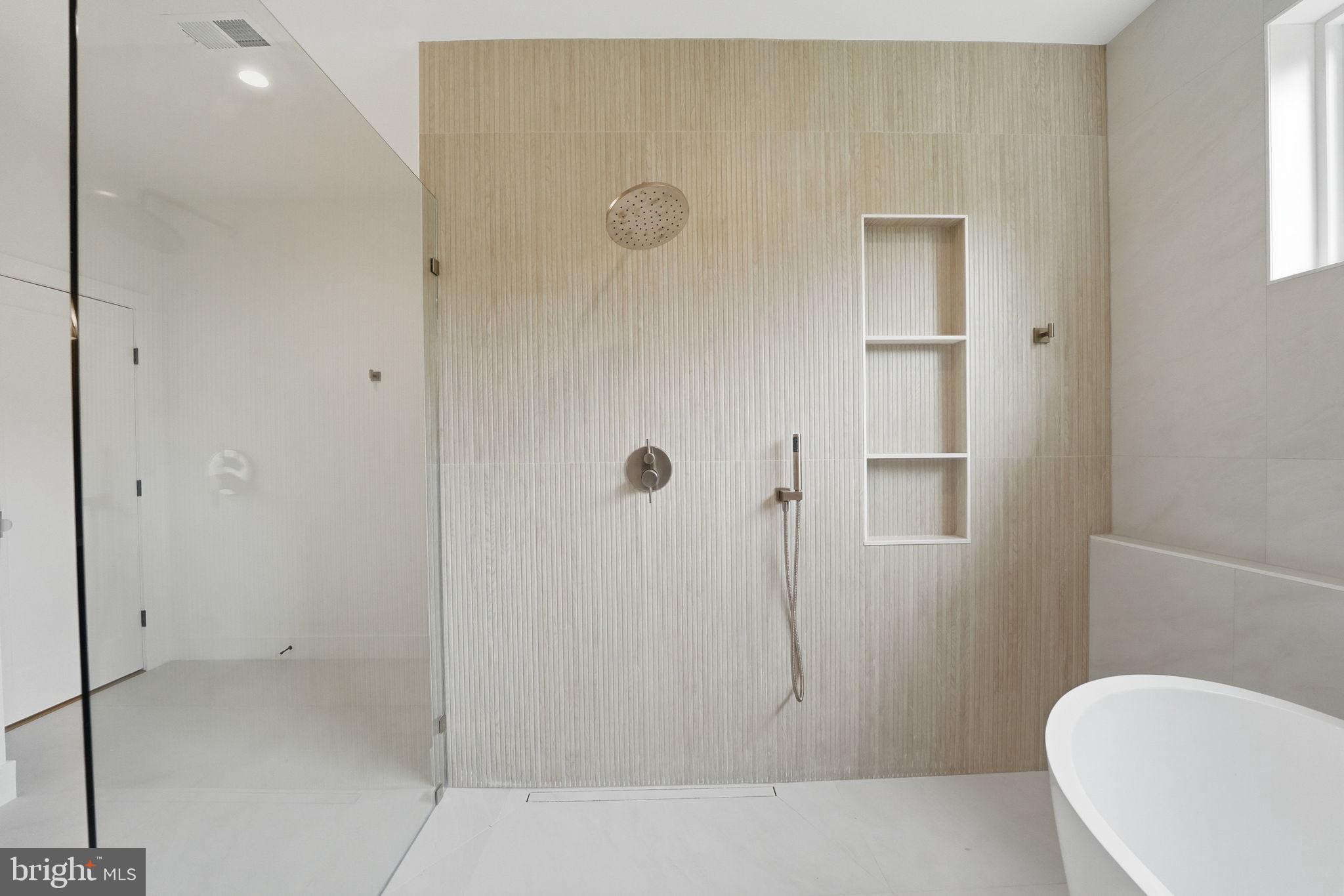 POPLAR HEIGHTS - Residential