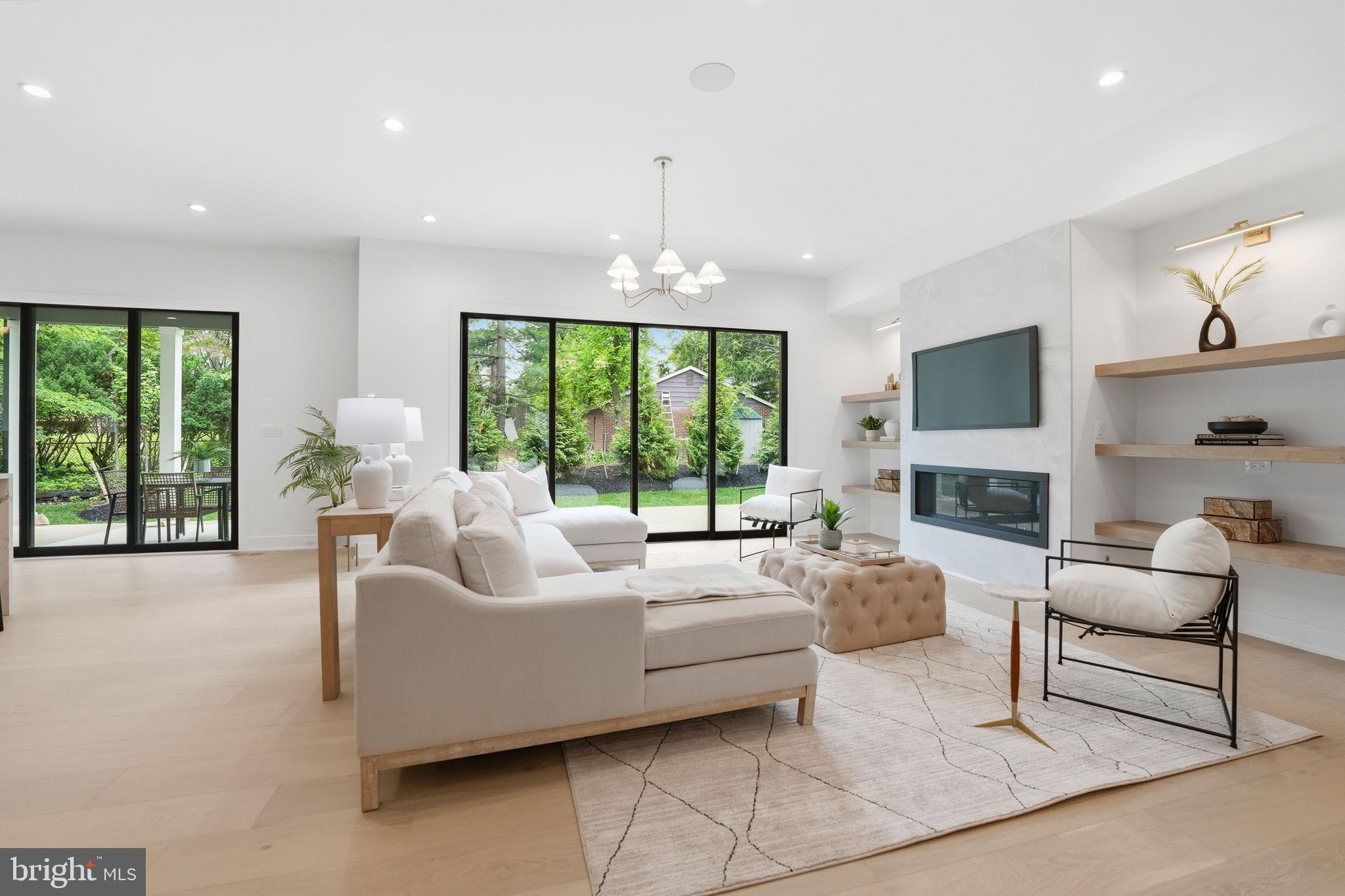 POPLAR HEIGHTS - Residential