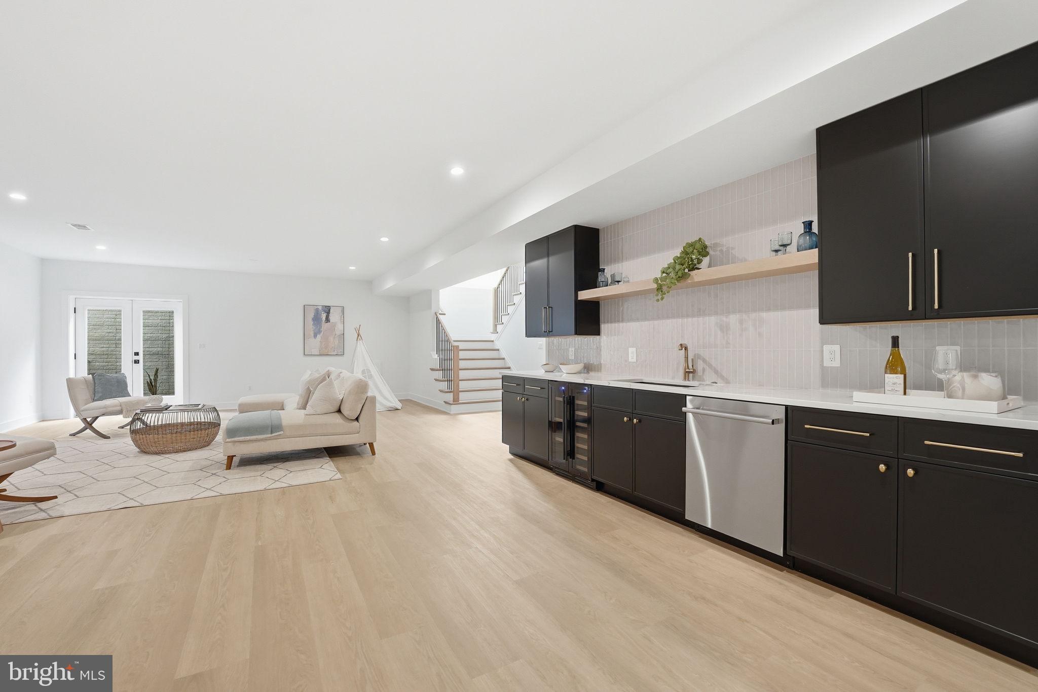 POPLAR HEIGHTS - Residential