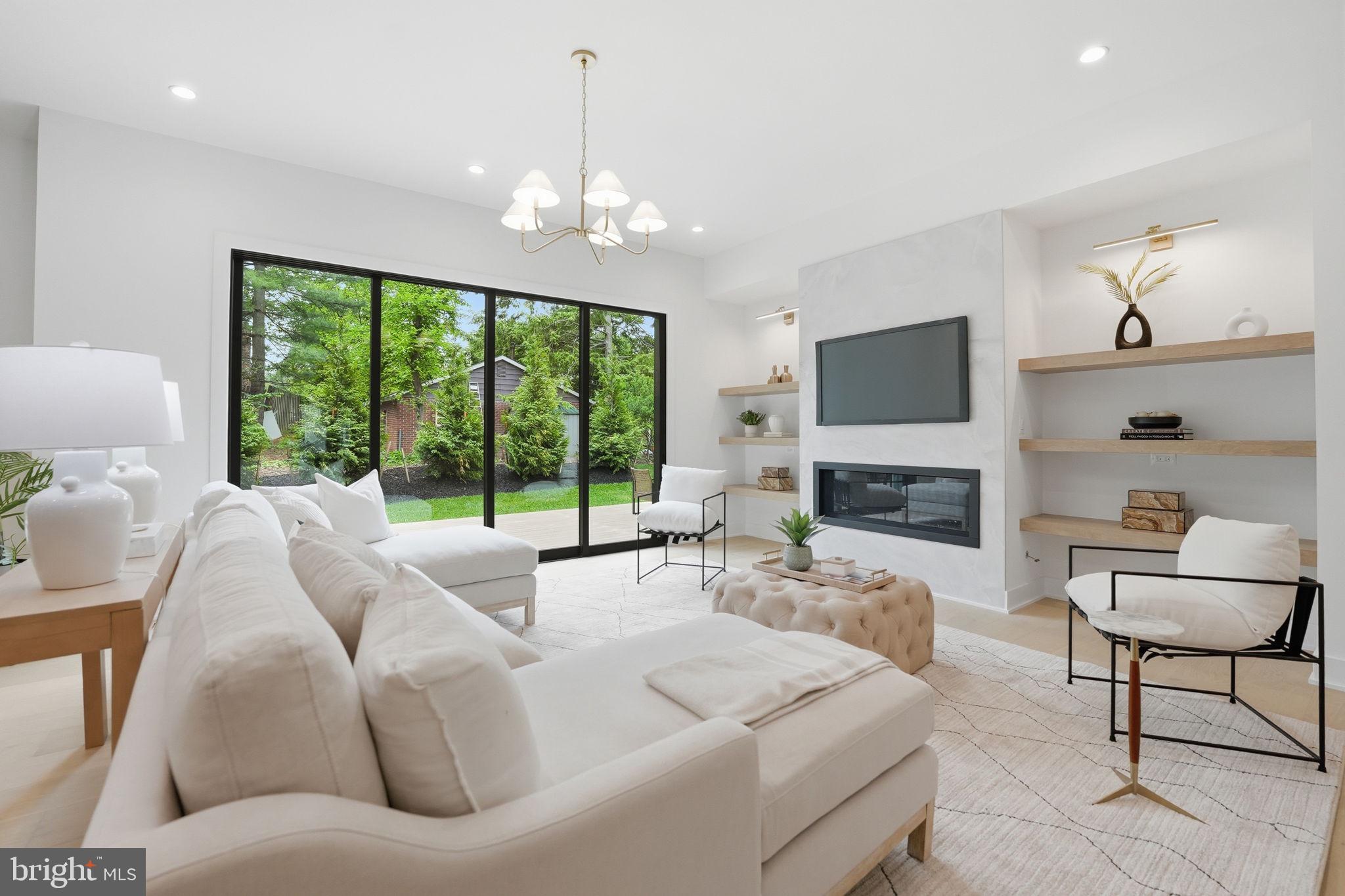 POPLAR HEIGHTS - Residential