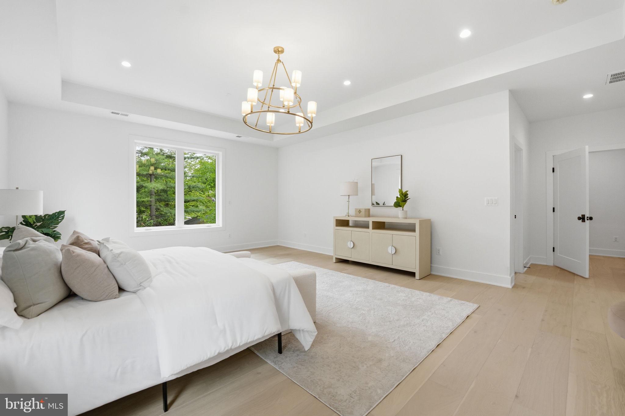 POPLAR HEIGHTS - Residential
