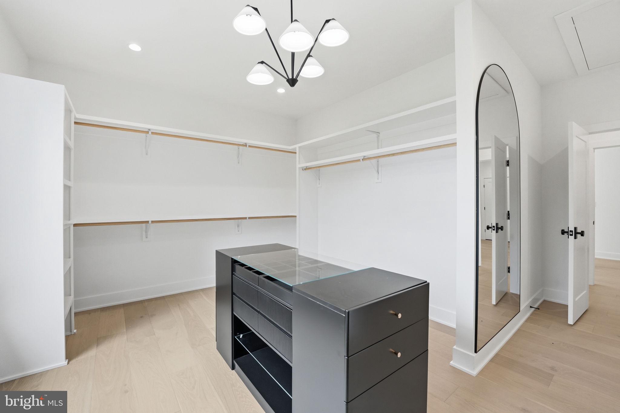 POPLAR HEIGHTS - Residential