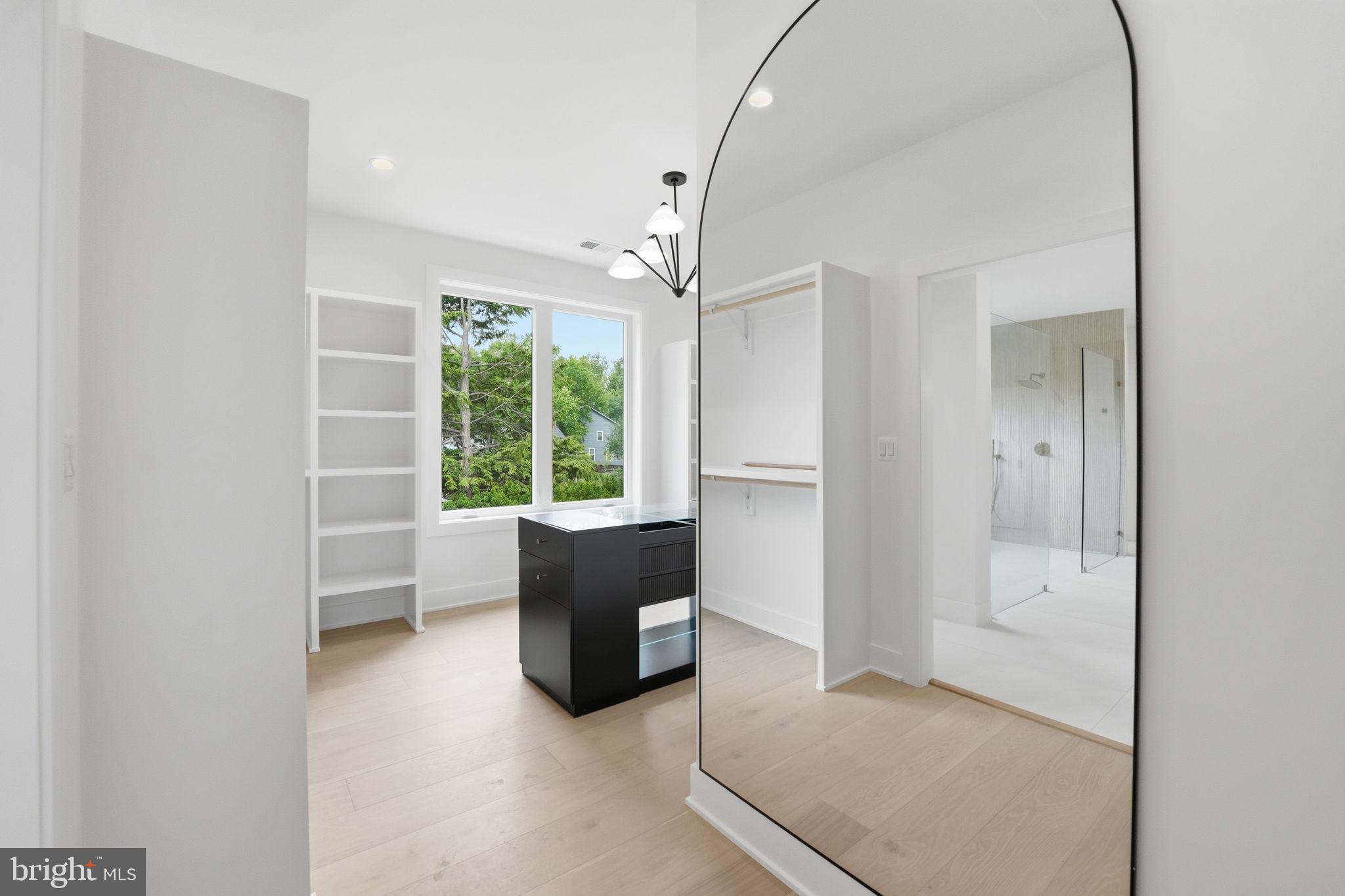 POPLAR HEIGHTS - Residential