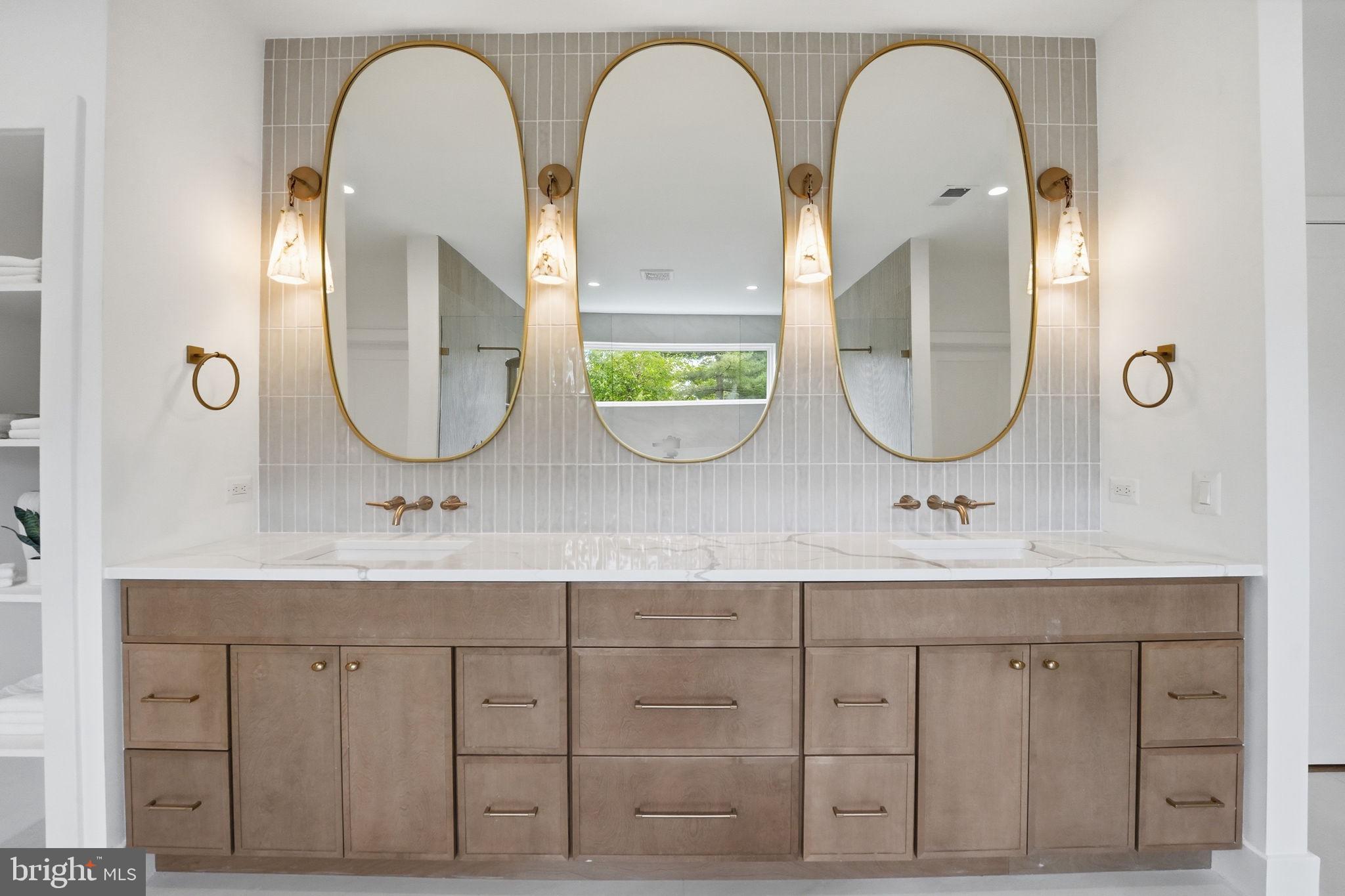 POPLAR HEIGHTS - Residential