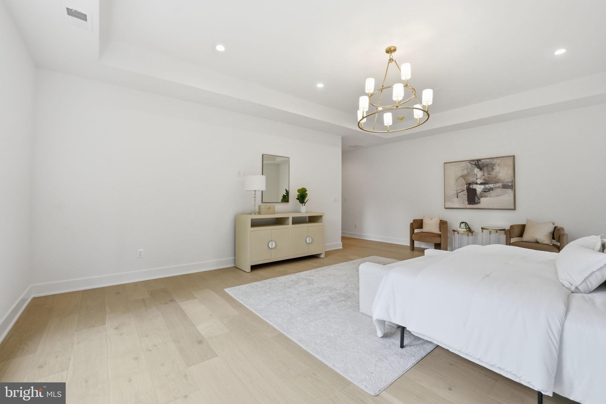 POPLAR HEIGHTS - Residential