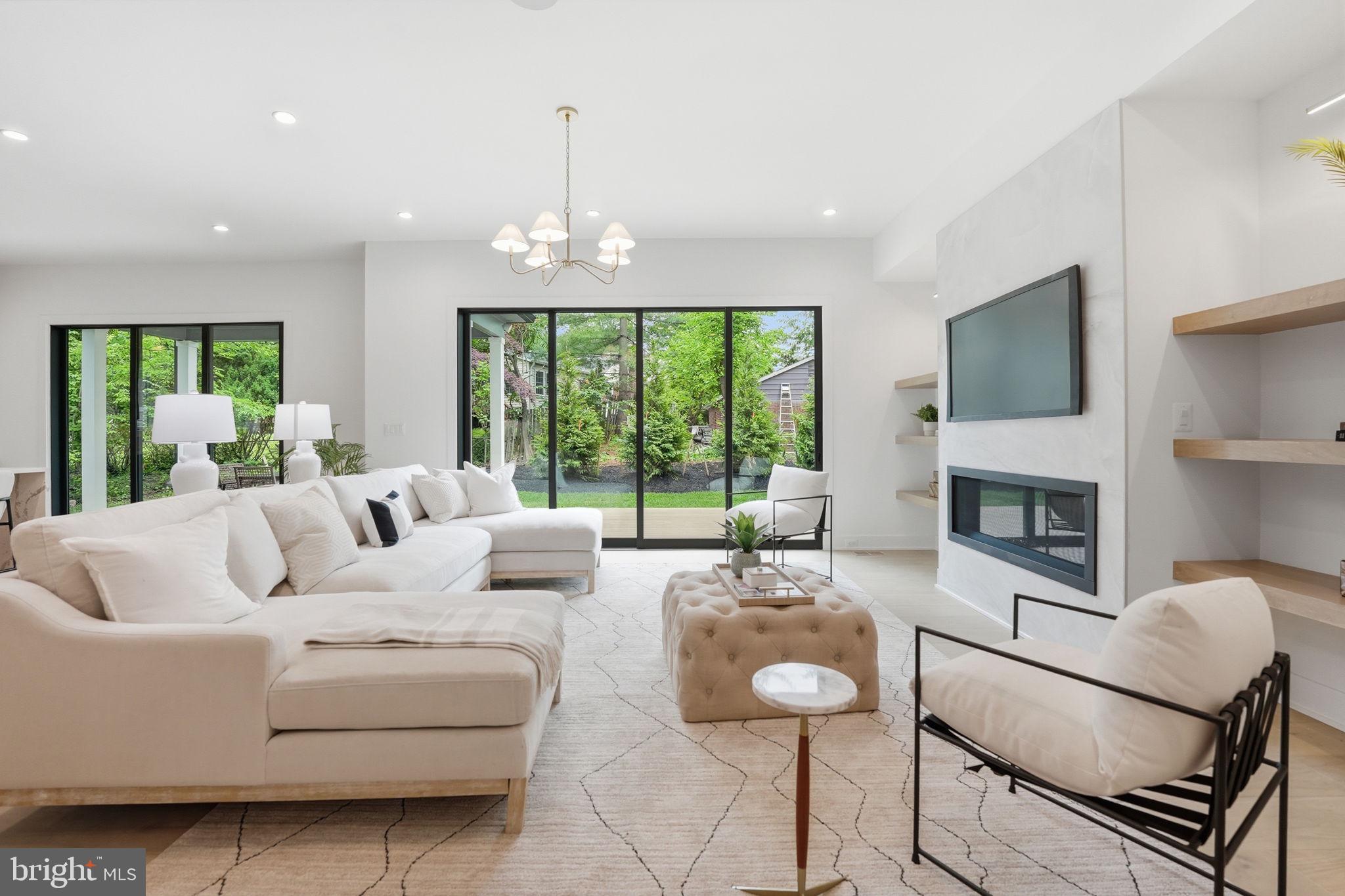 POPLAR HEIGHTS - Residential