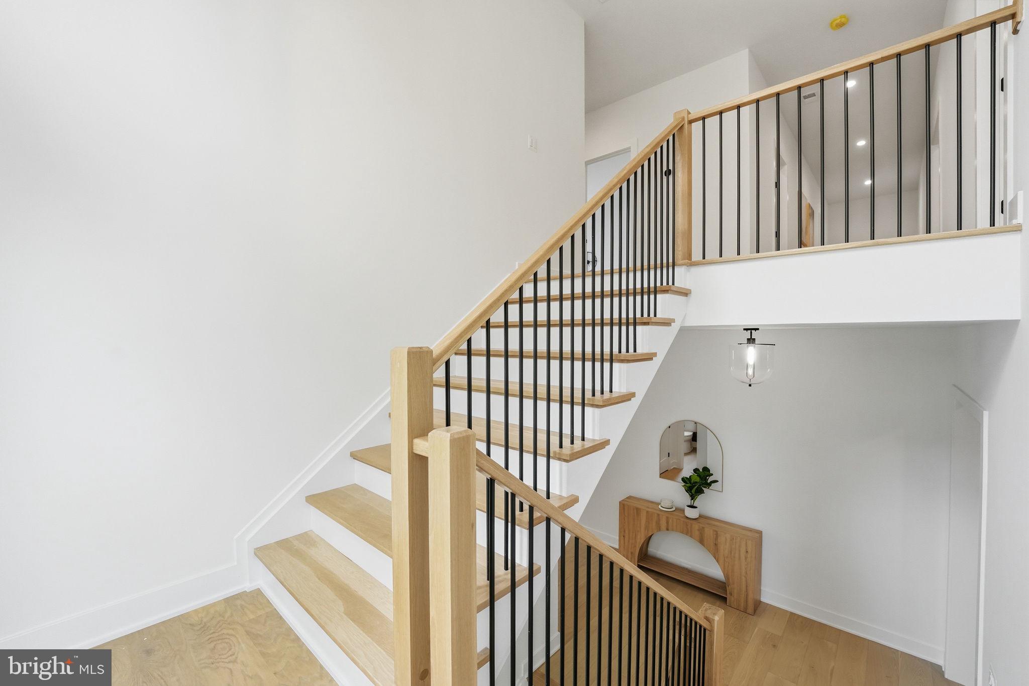 POPLAR HEIGHTS - Residential