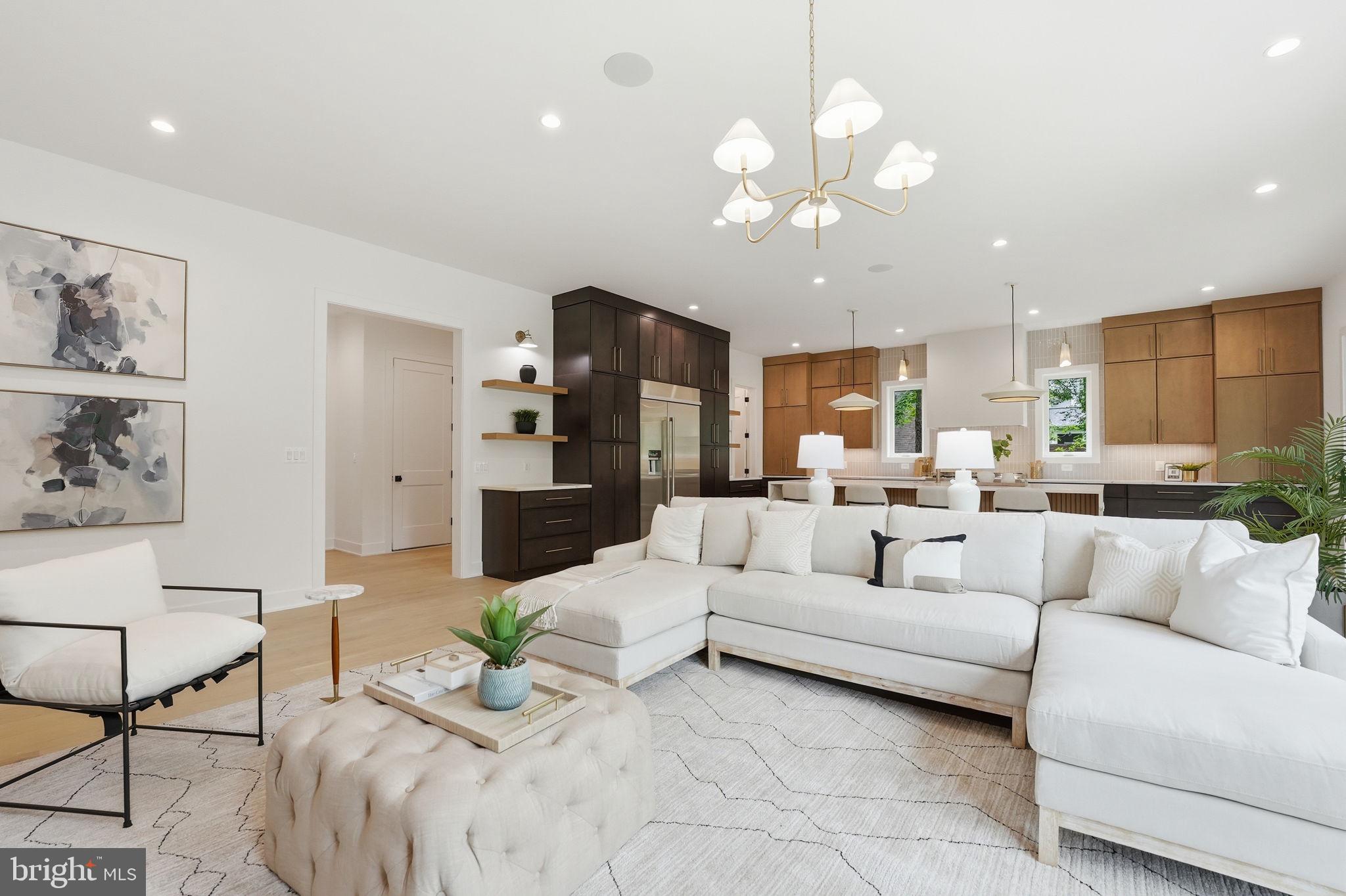 POPLAR HEIGHTS - Residential