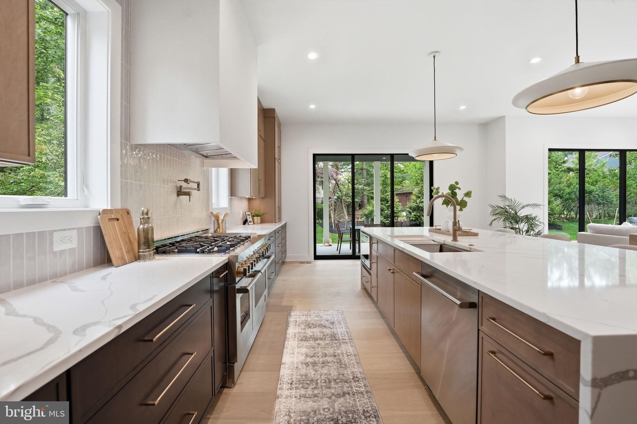 POPLAR HEIGHTS - Residential