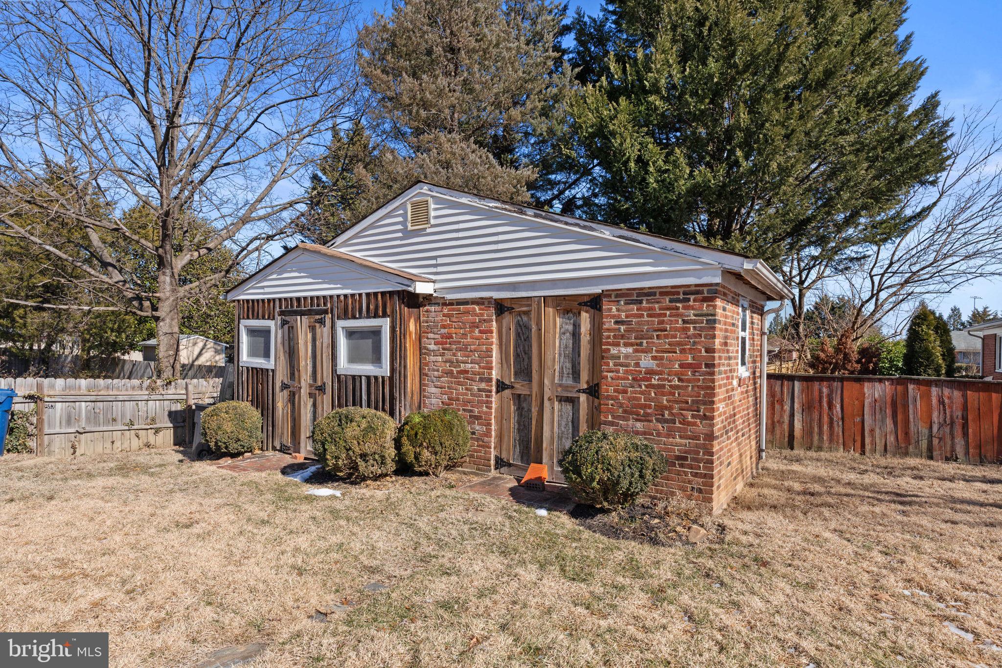 ALEXANDRIA - Residential