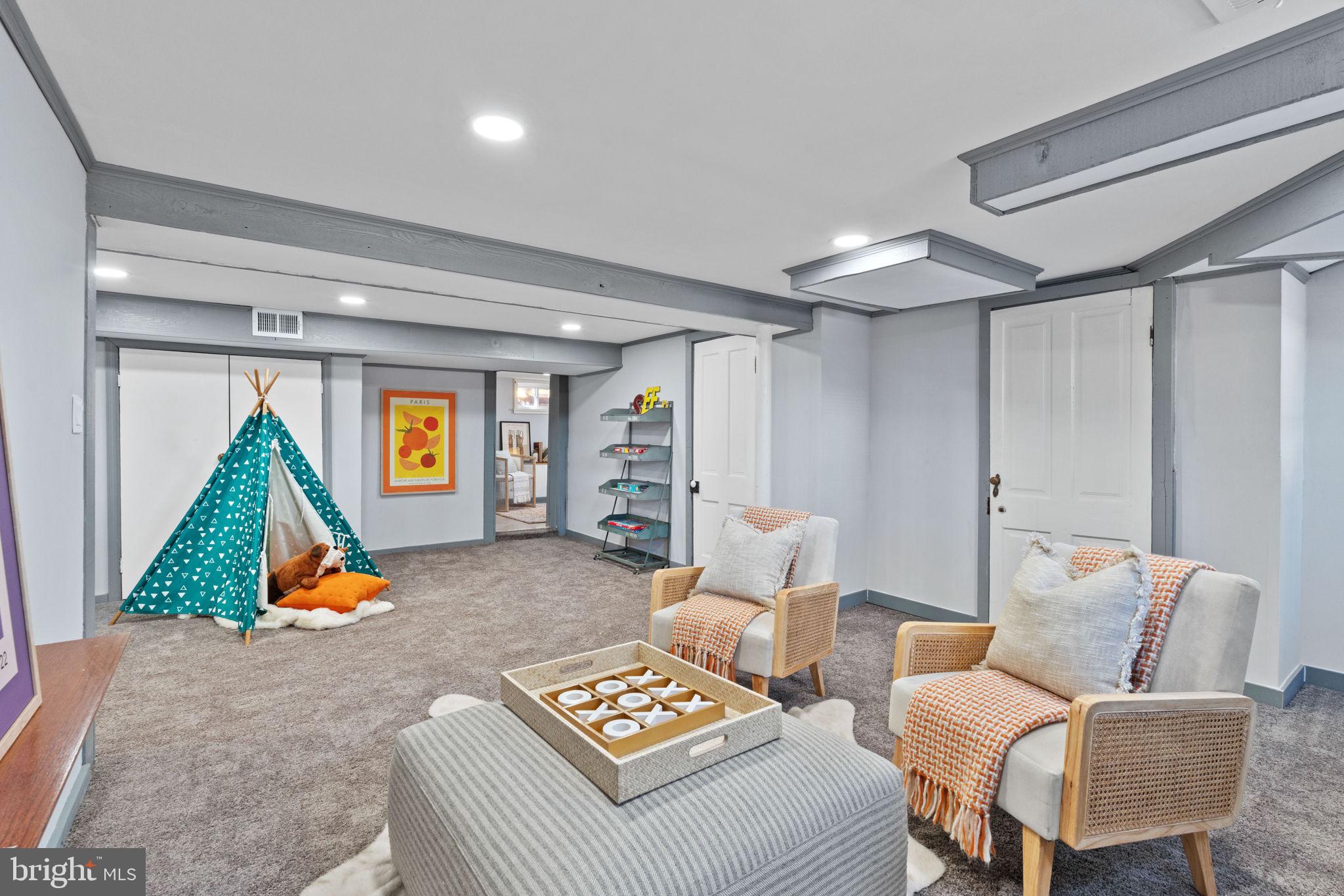 ALEXANDRIA - Residential