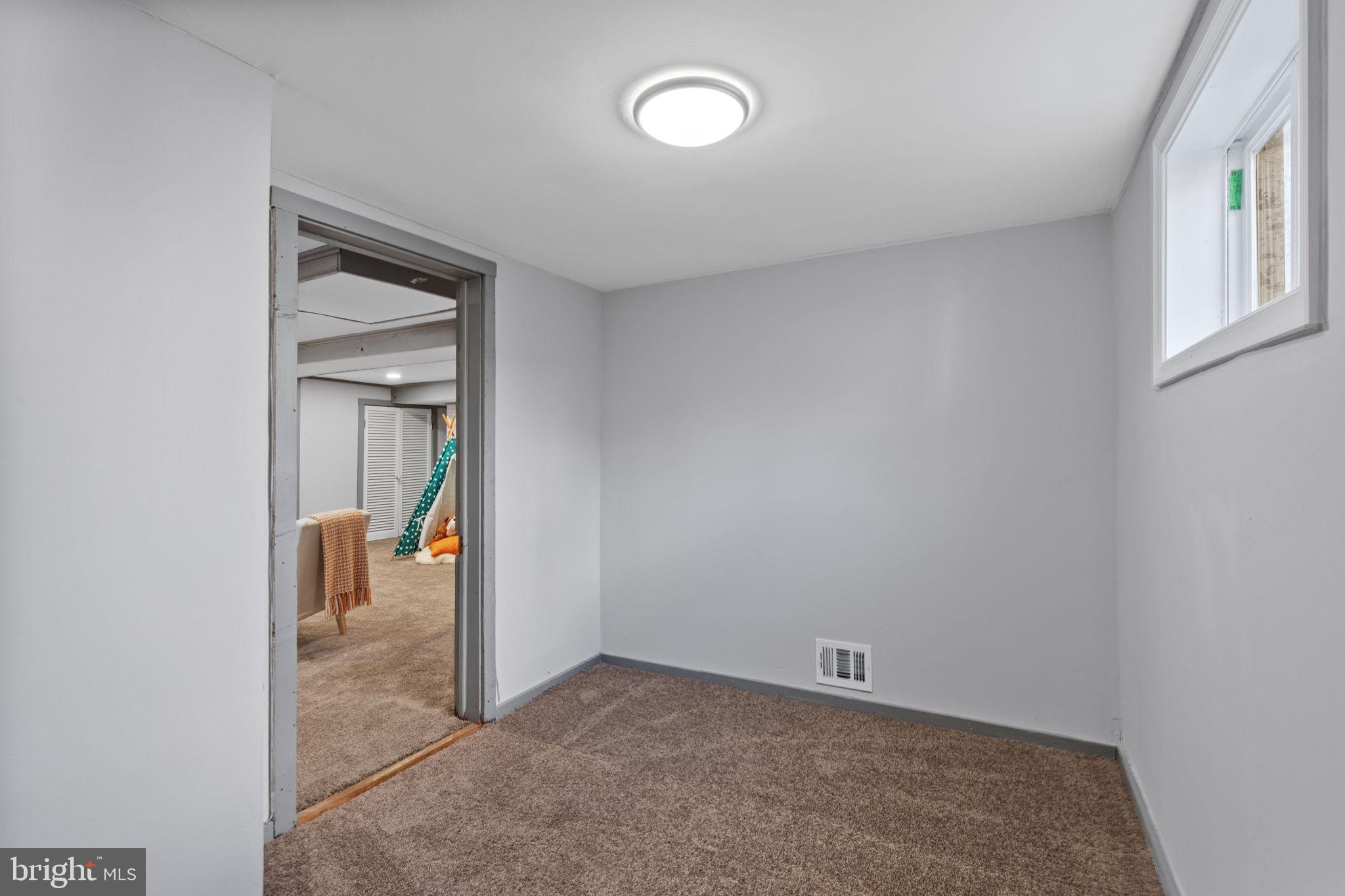 ALEXANDRIA - Residential