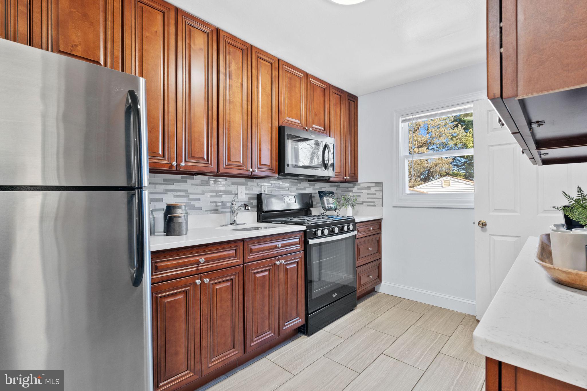 ALEXANDRIA - Residential