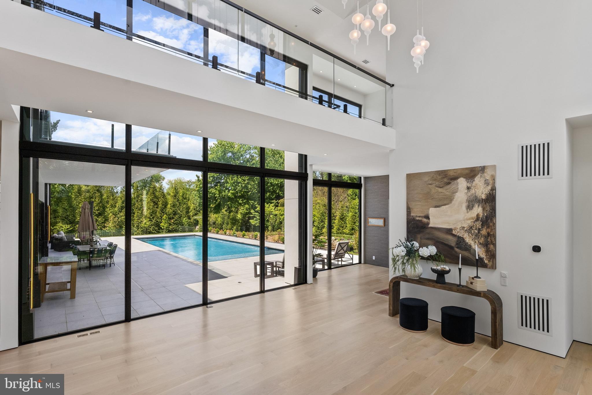 WOODSIDE ESTATES - Residential