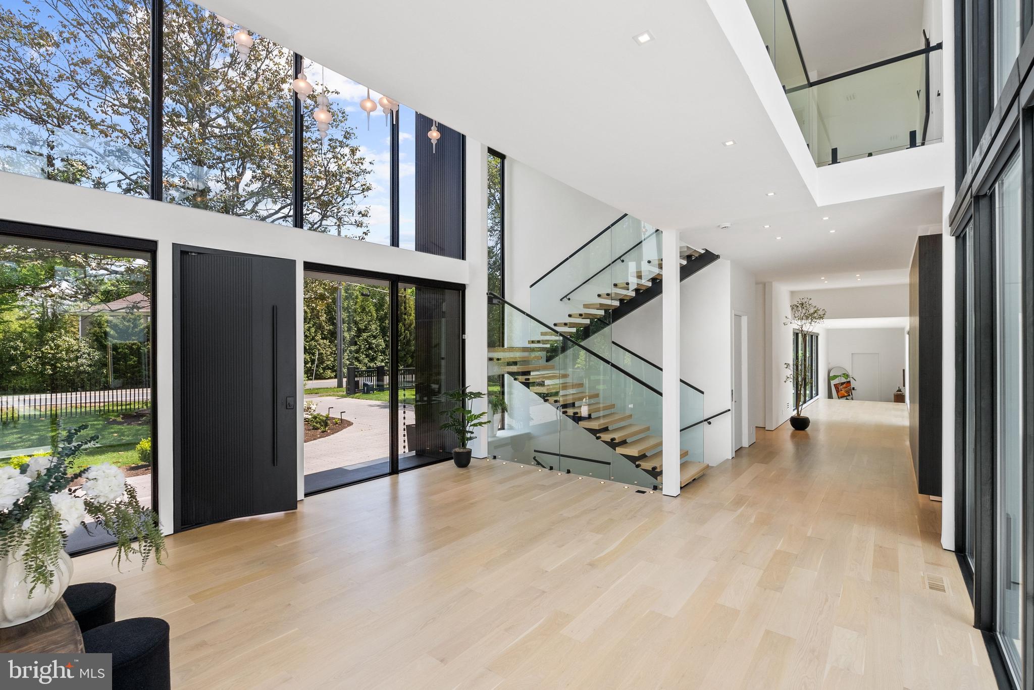 WOODSIDE ESTATES - Residential