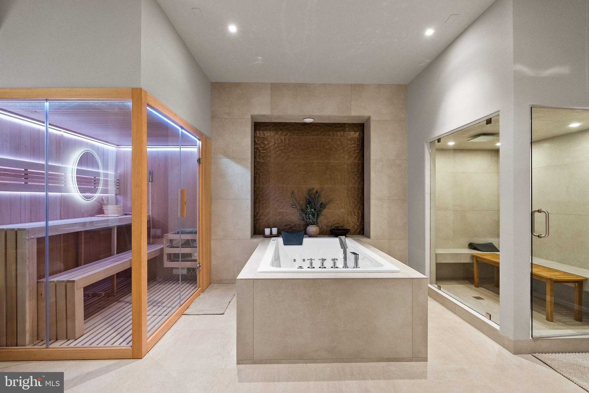 WOODSIDE ESTATES - Residential