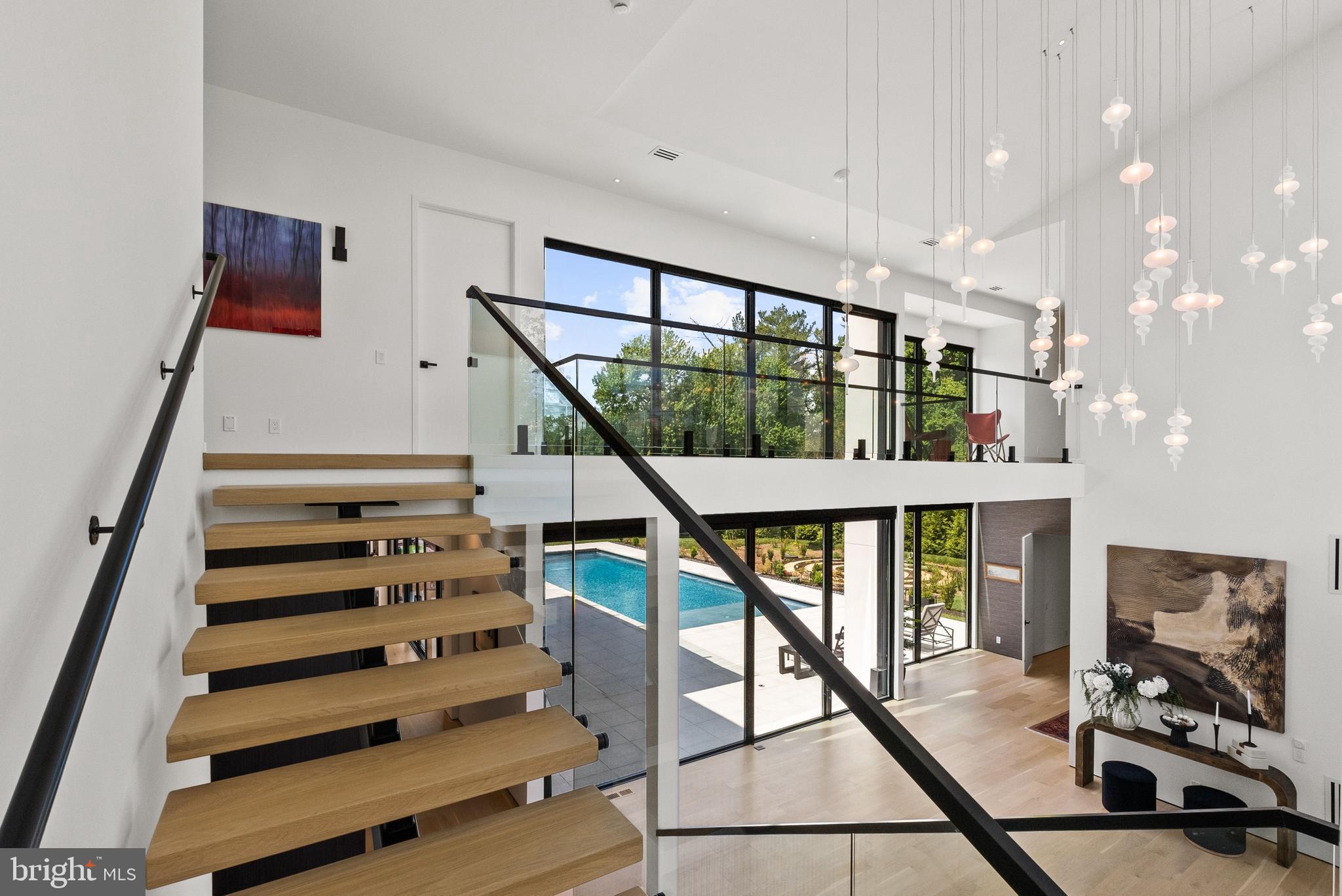WOODSIDE ESTATES - Residential