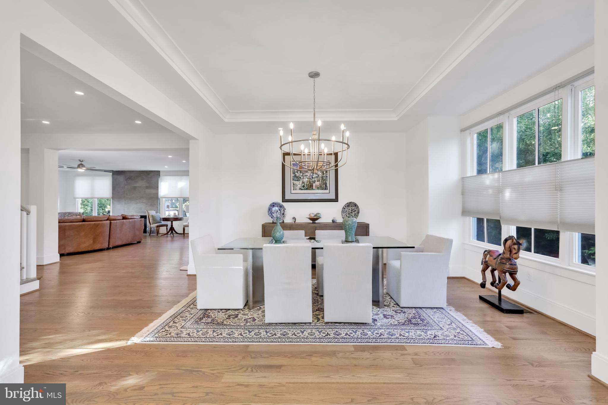 VIENNA WOODS - Residential