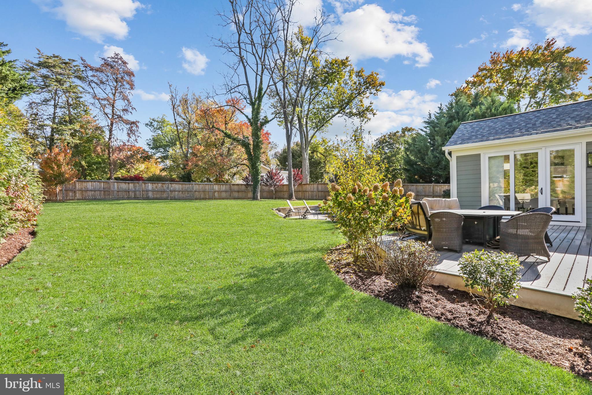 VIENNA WOODS - Residential