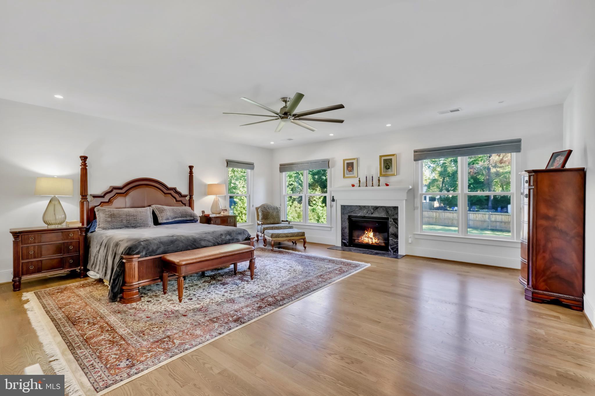 VIENNA WOODS - Residential