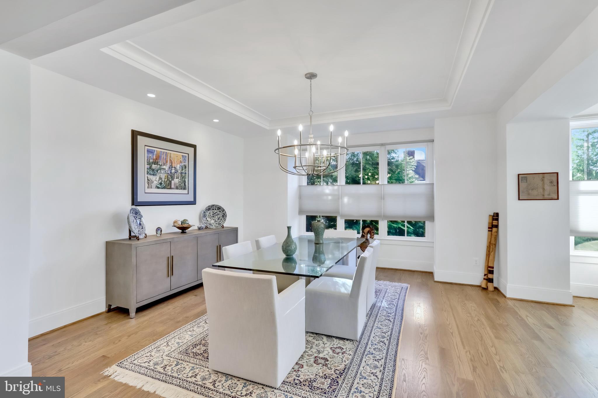 VIENNA WOODS - Residential