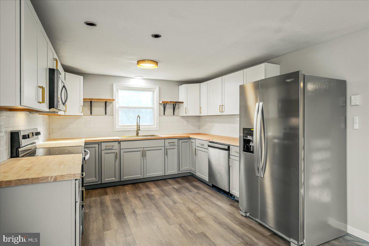 INDIAN MOUNTAIN LAKES - Residential