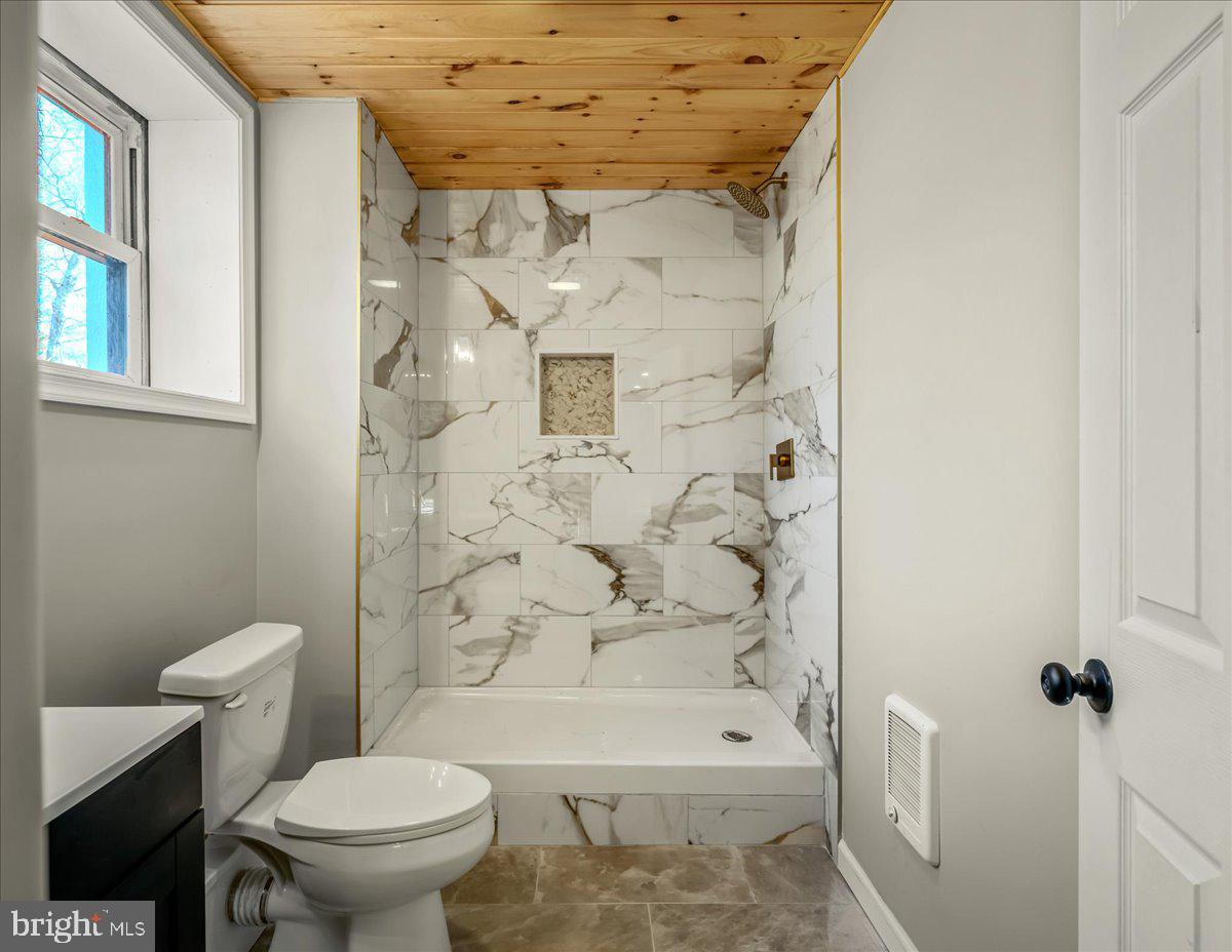 INDIAN MOUNTAIN LAKES - Residential