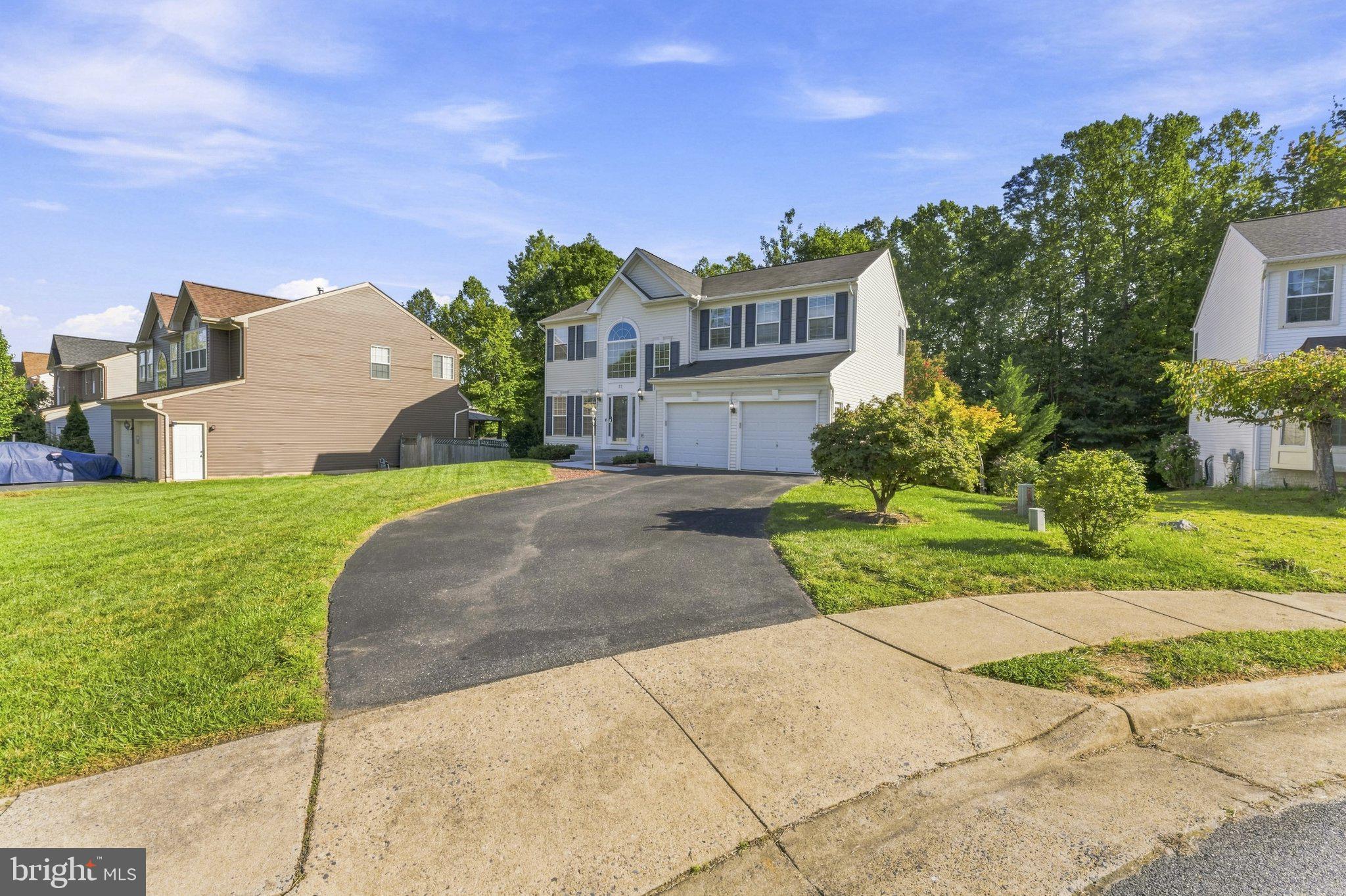 27 WATERMILL COURT