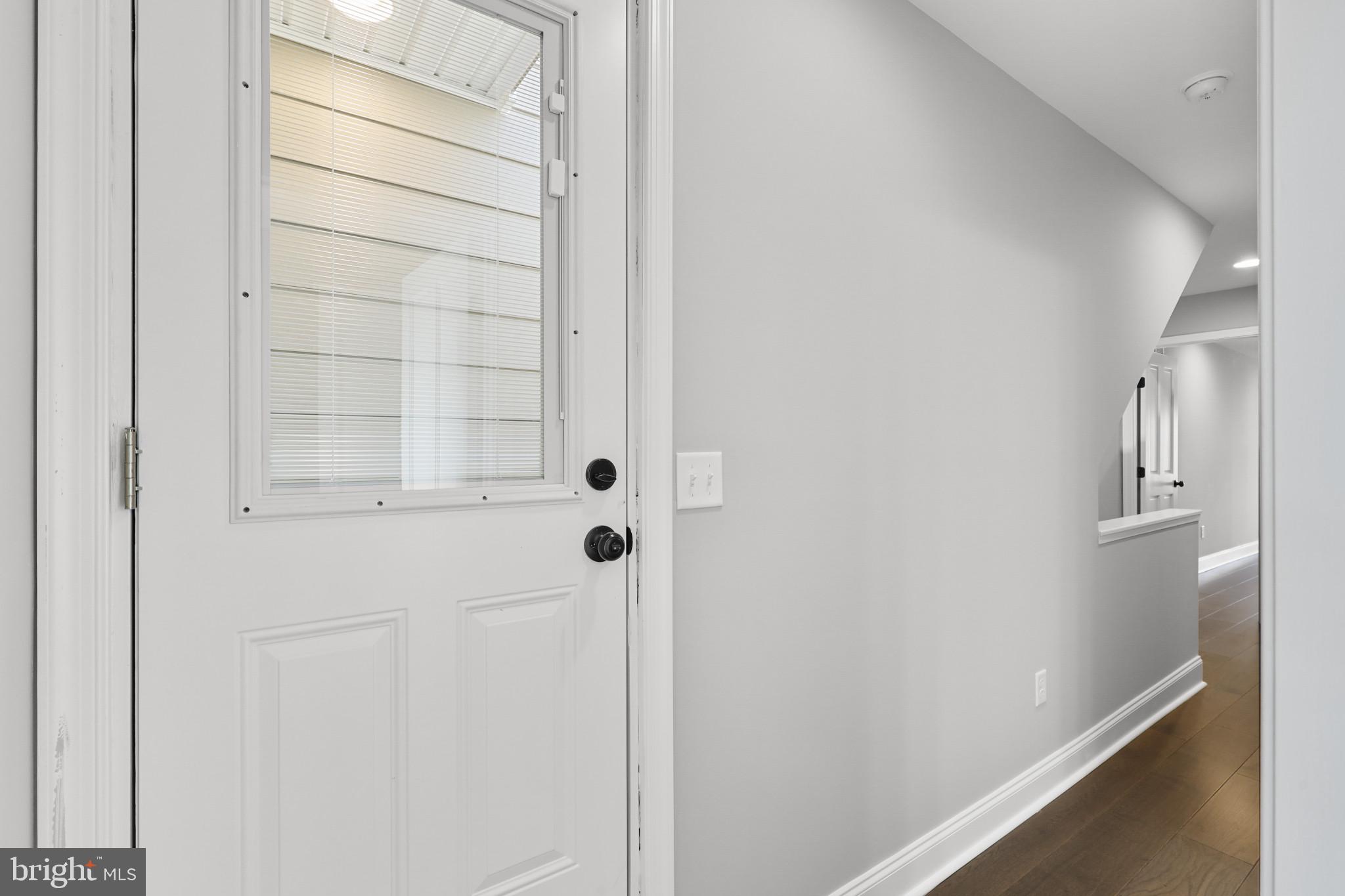 LOCUST POINT - Residential