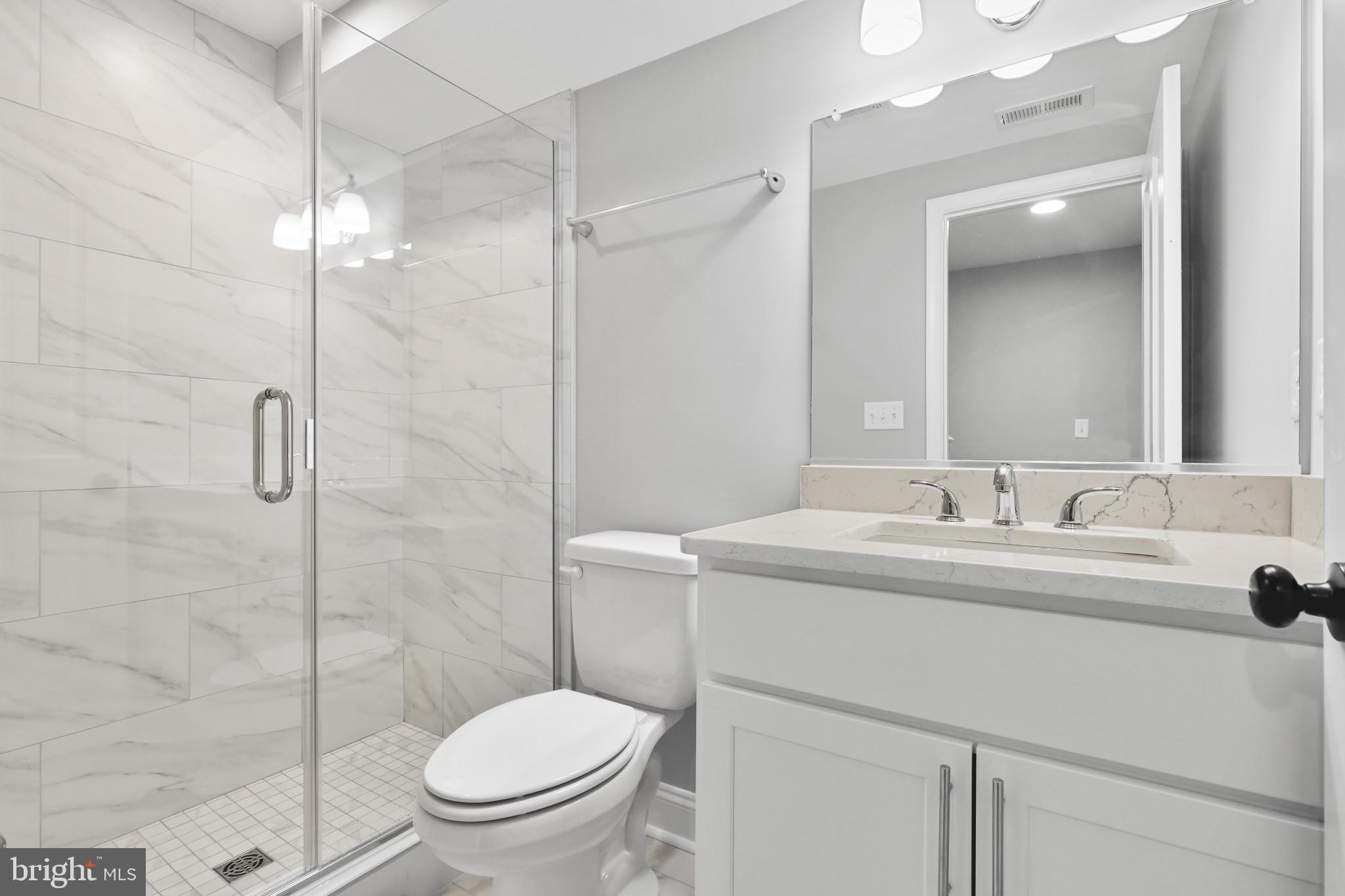 LOCUST POINT - Residential