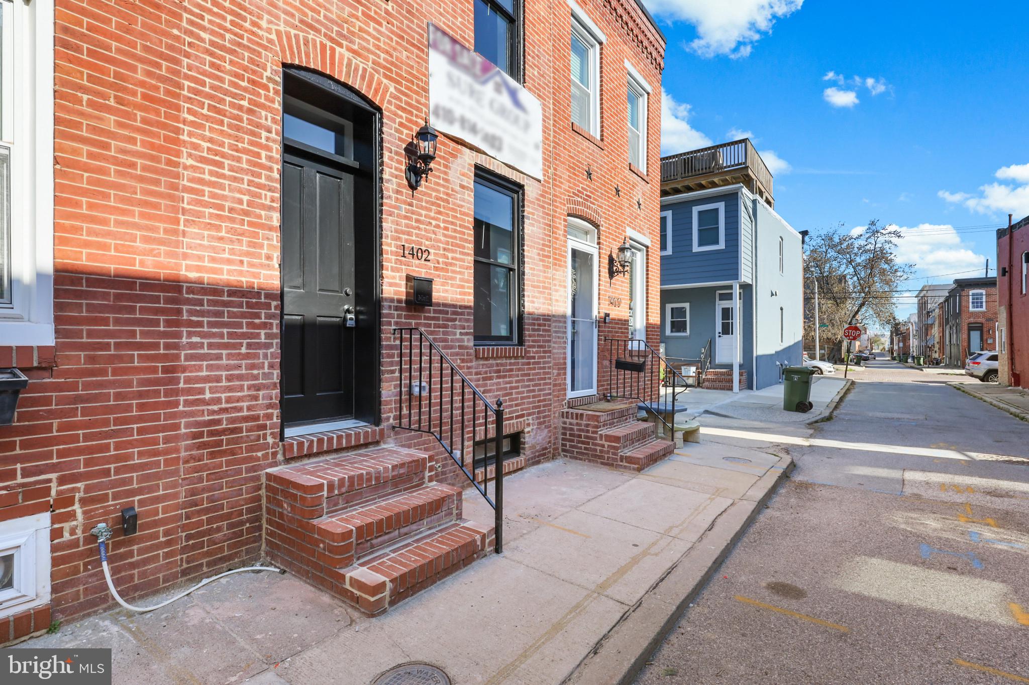 LOCUST POINT - Residential